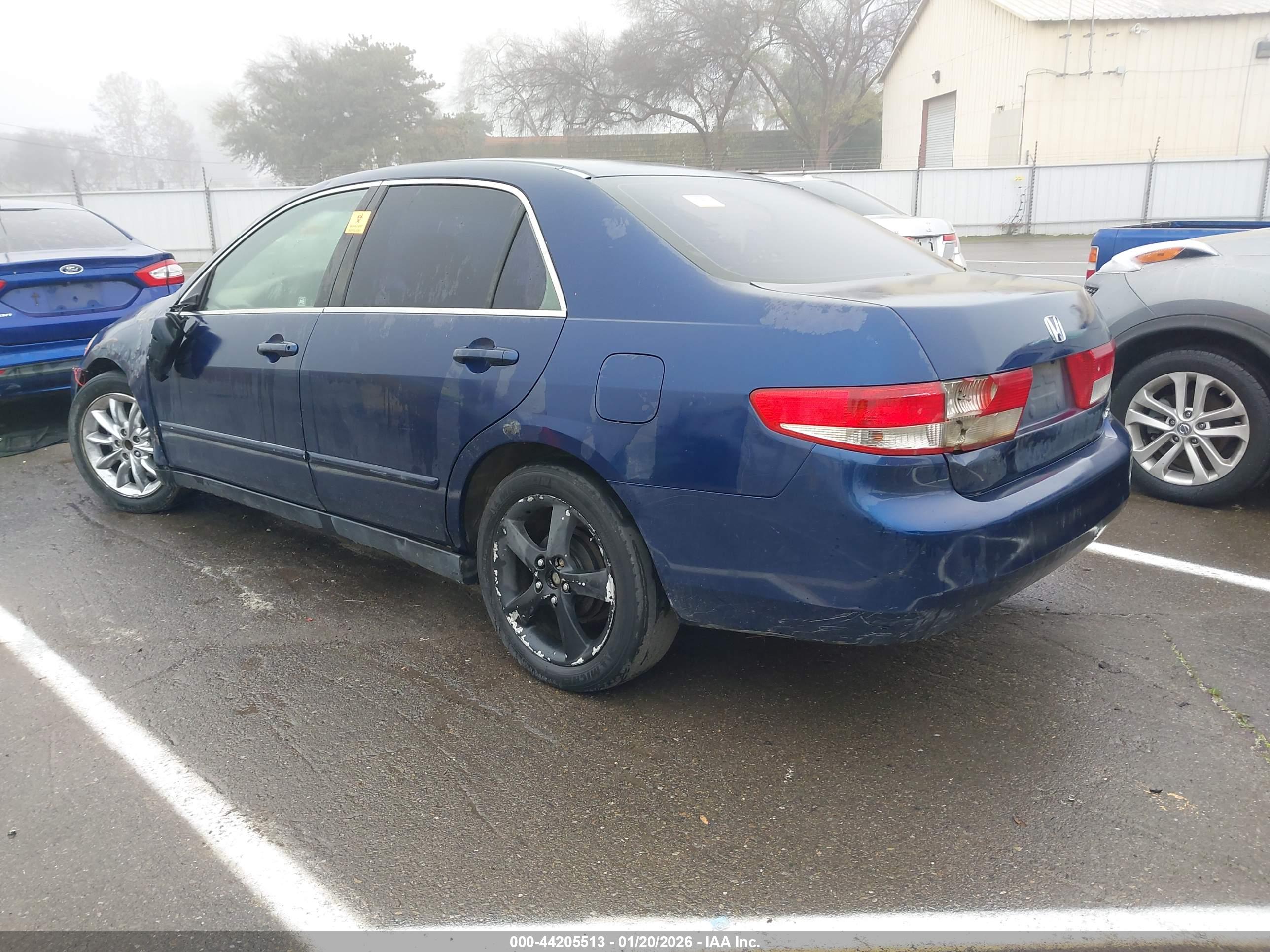HONDA ACCORD image 3