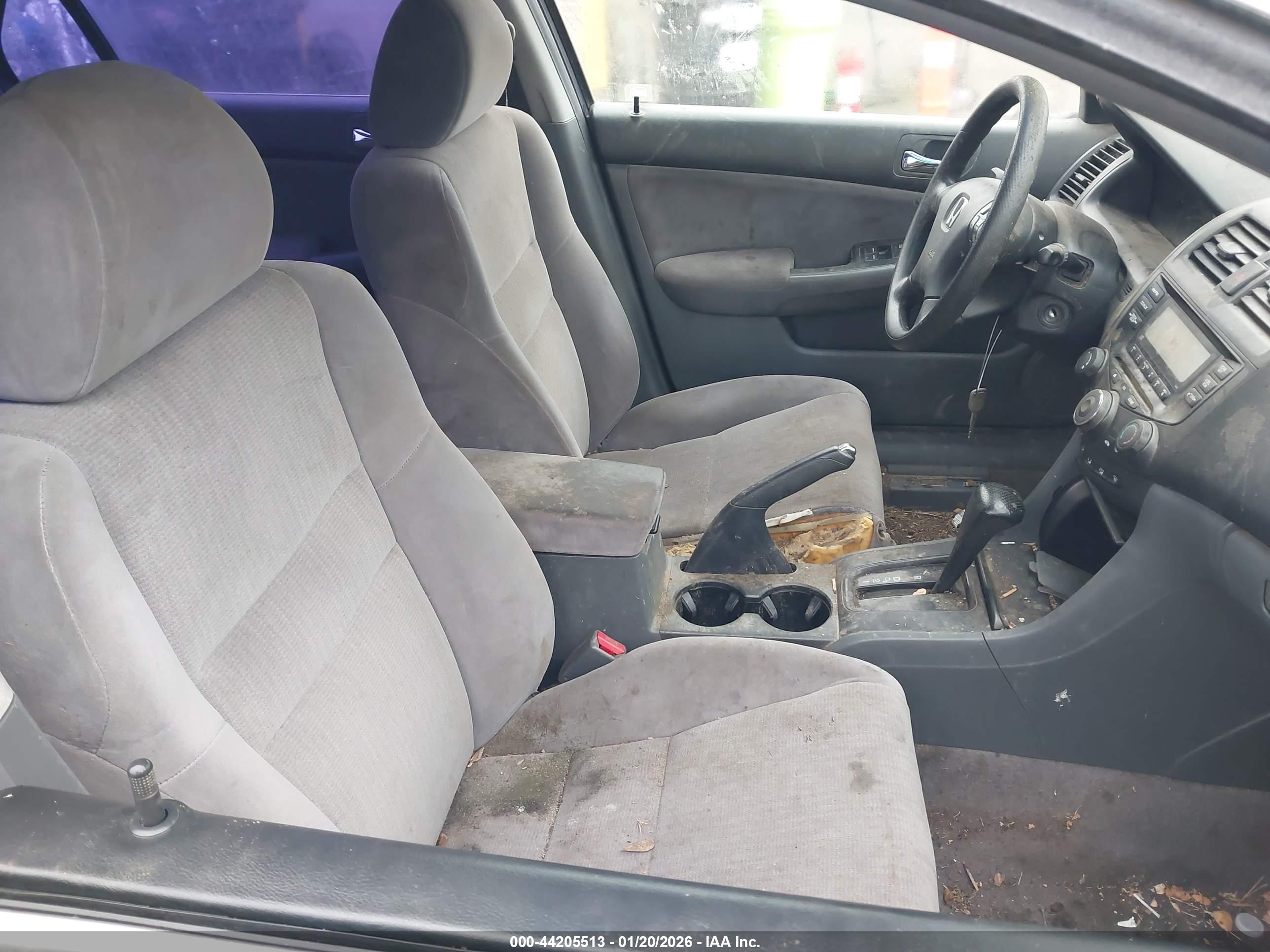 HONDA ACCORD image 5