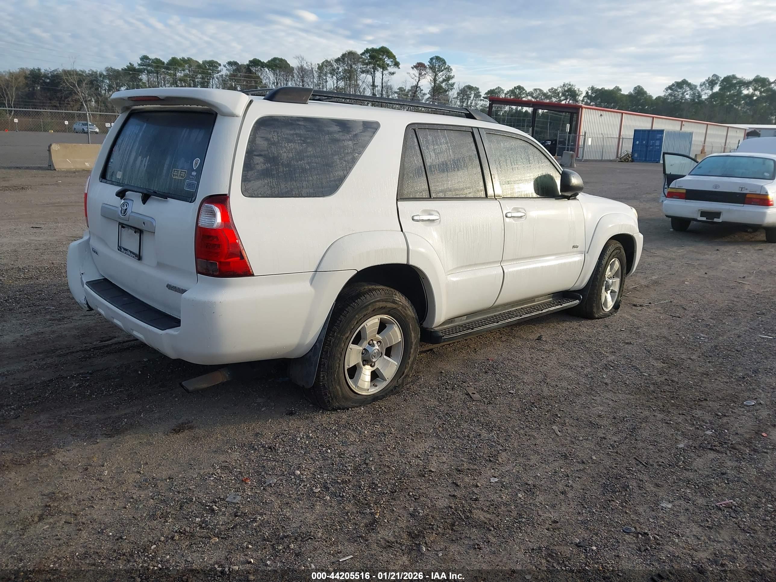 TOYOTA 4RUNNER image 4