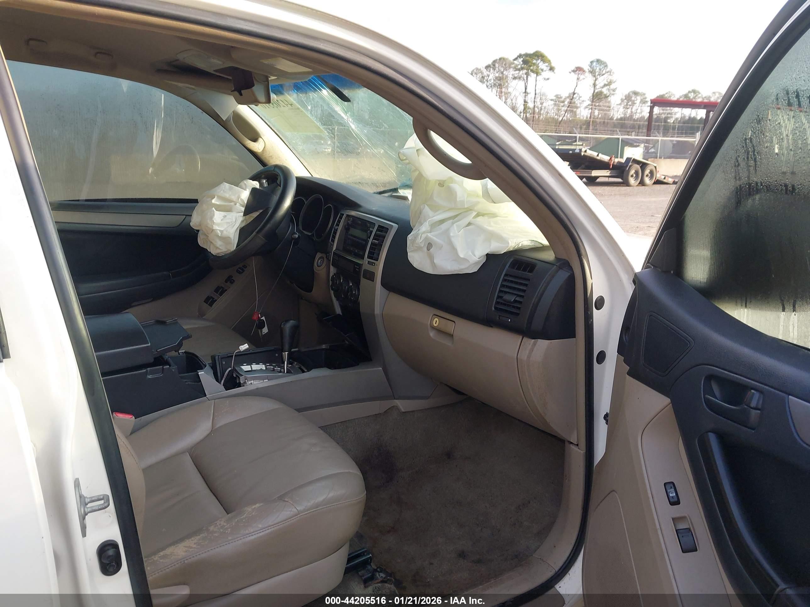 TOYOTA 4RUNNER image 5