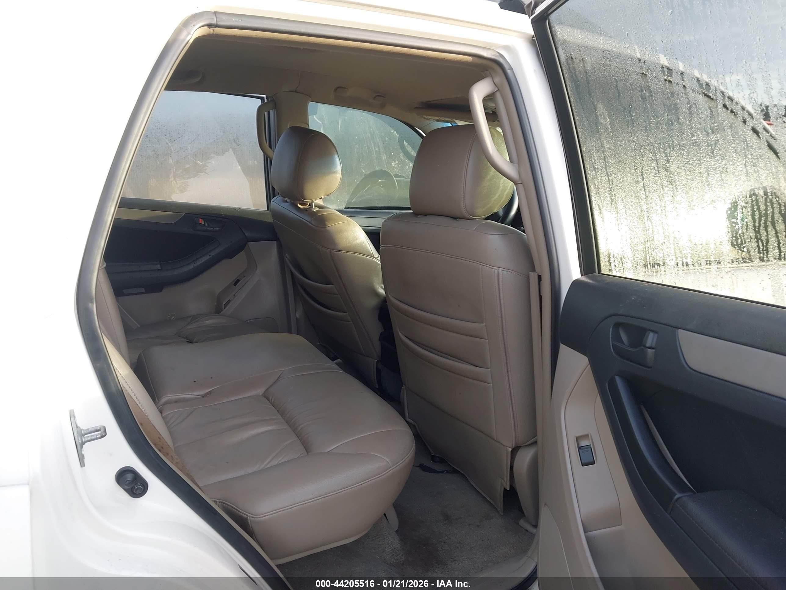 TOYOTA 4RUNNER image 8