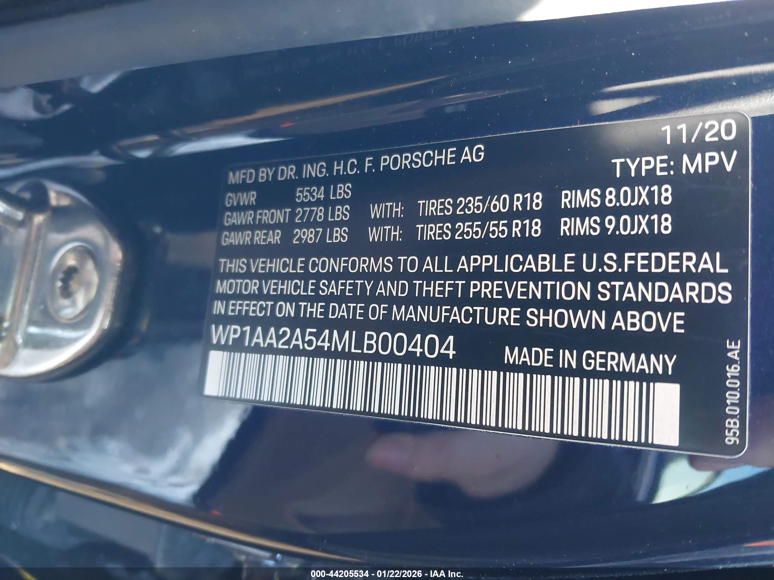 PORSCHE MACAN image 9