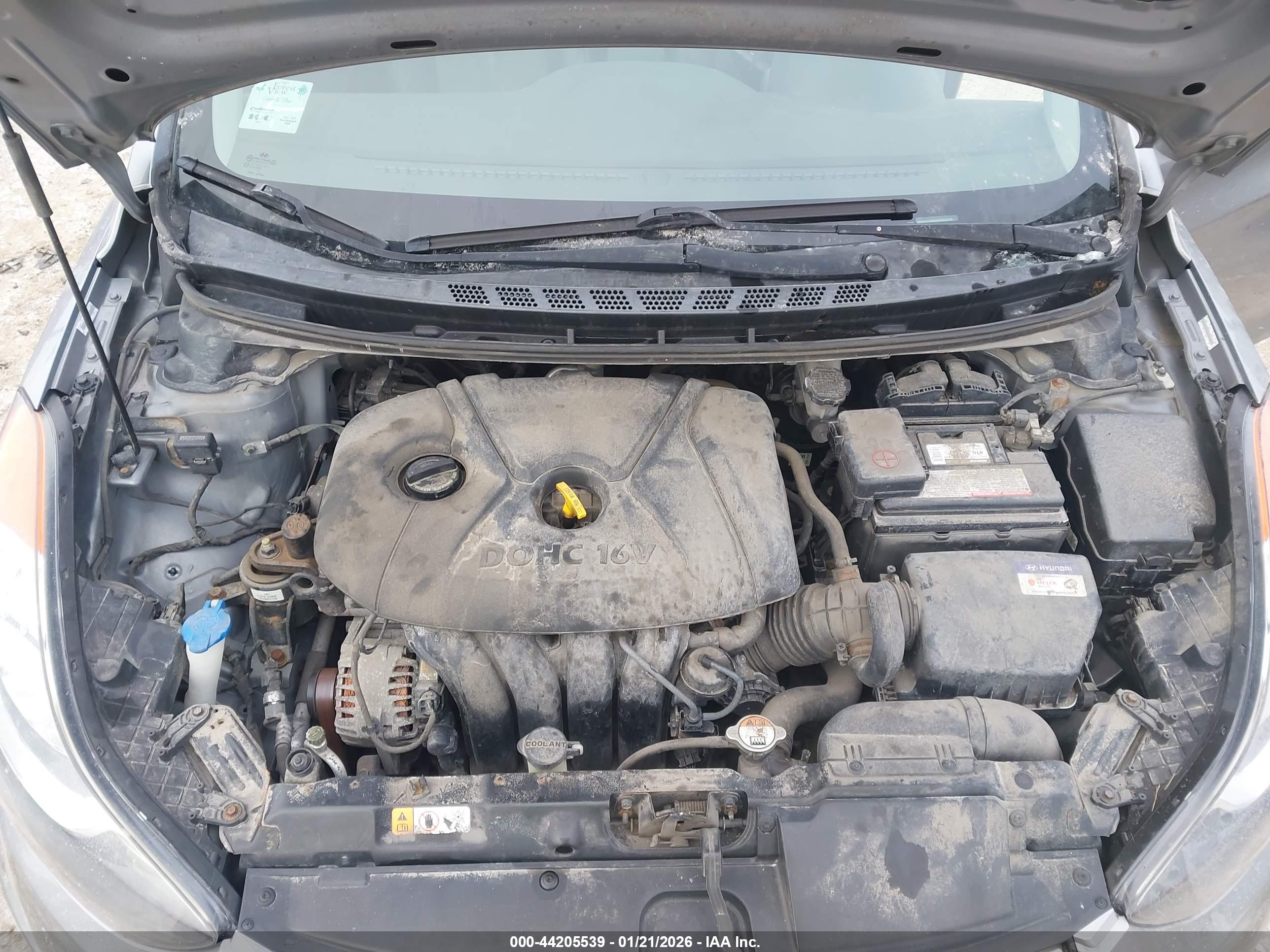 HYUNDAI ELANTRA image 10