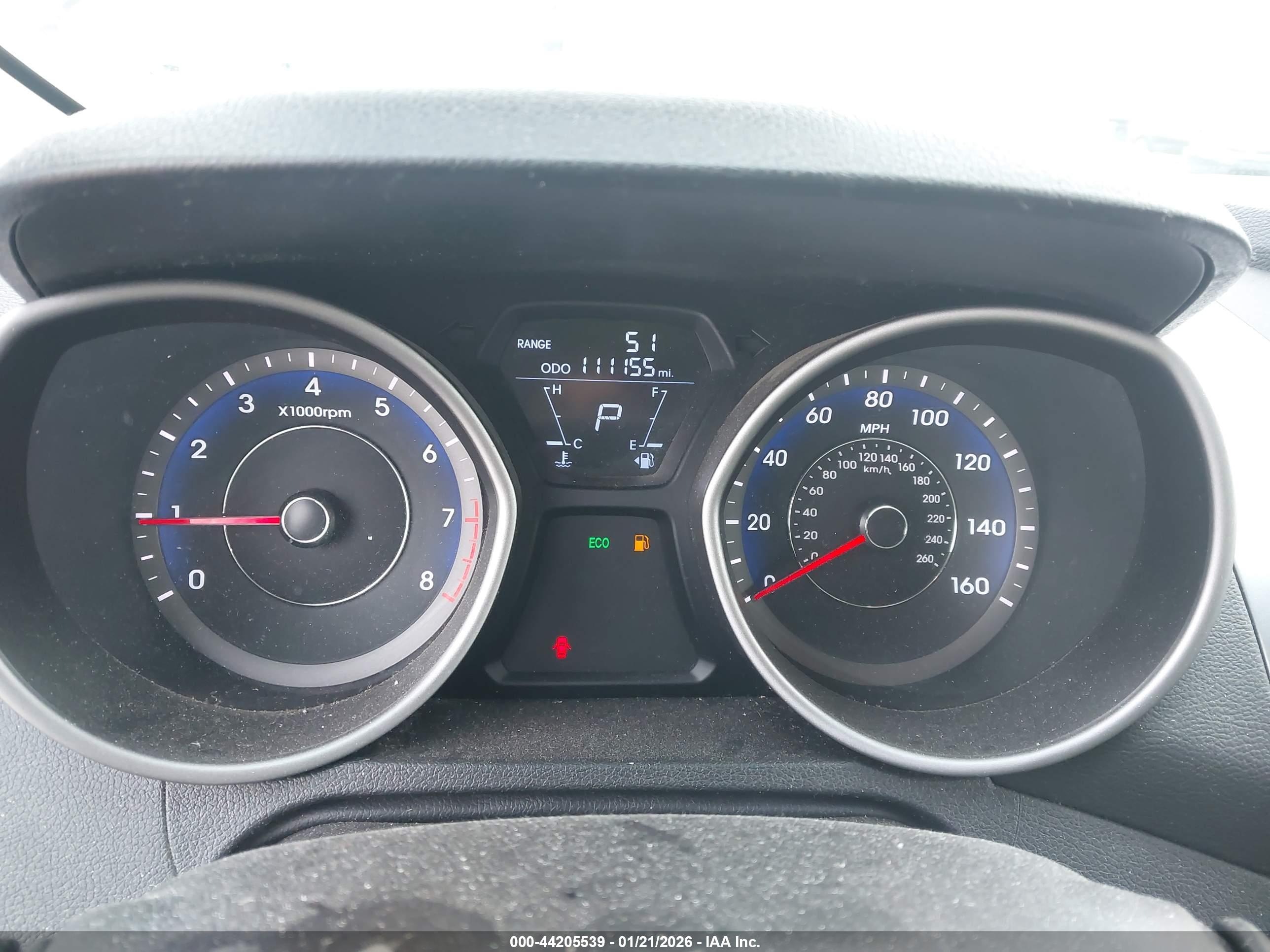 HYUNDAI ELANTRA image 7