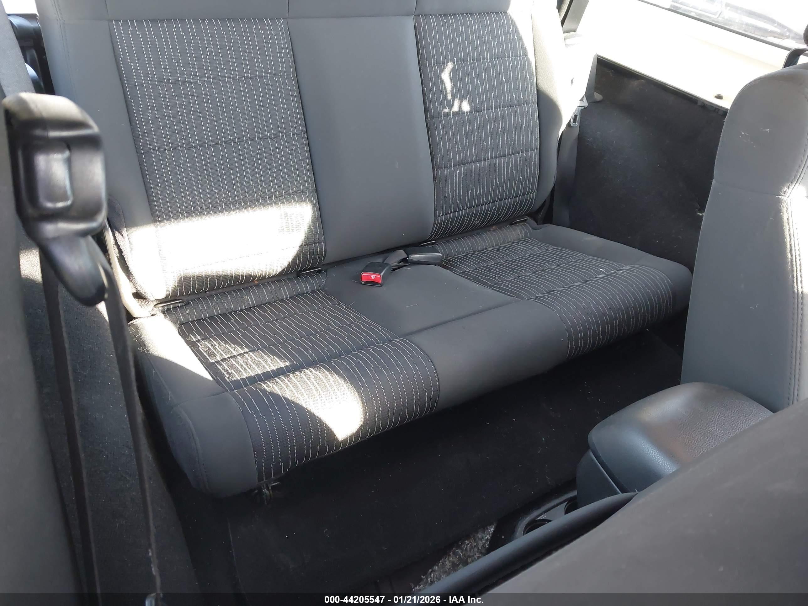 JEEP WRANGLER image 8