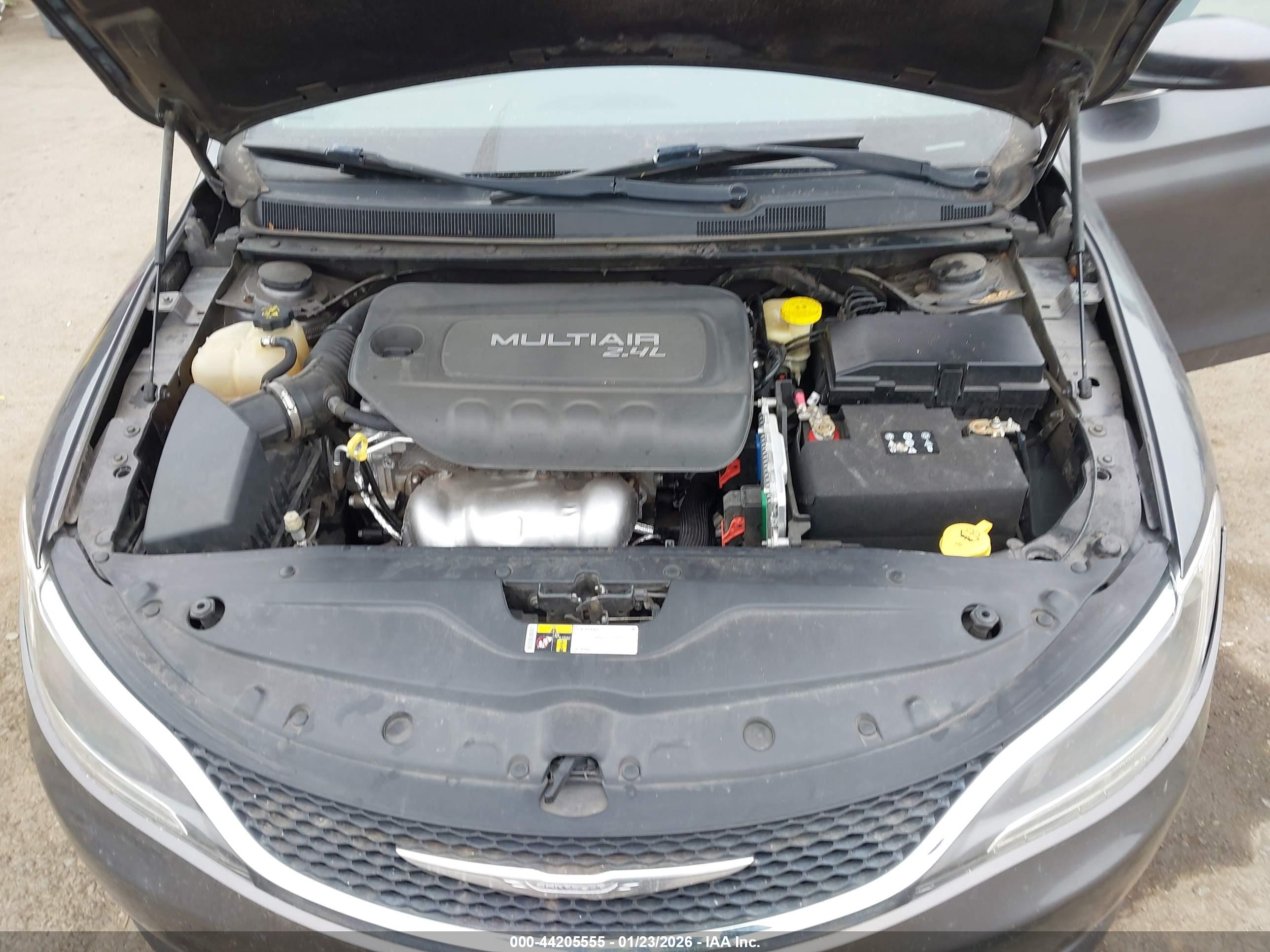 CHRYSLER 200 image 10