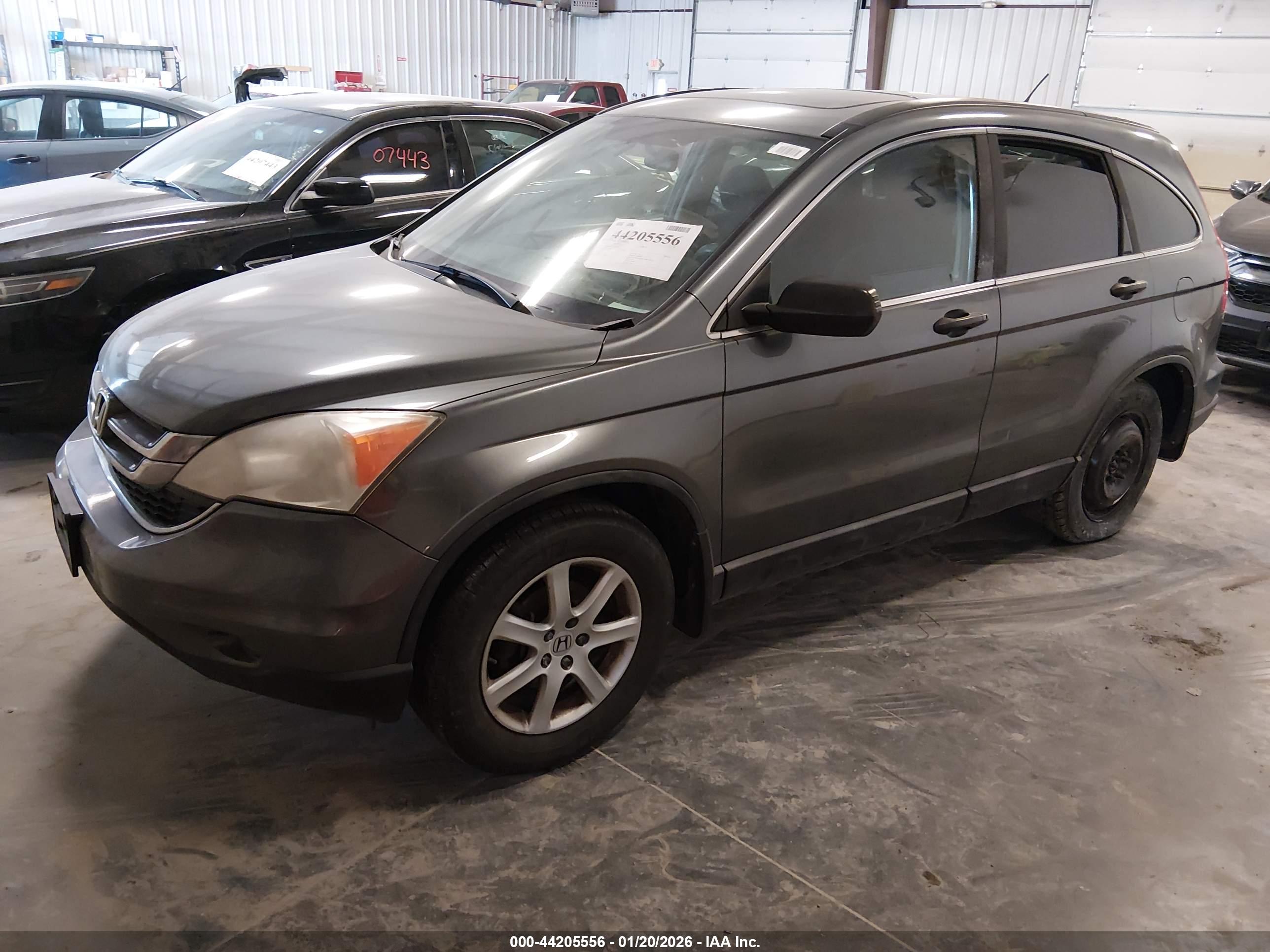 HONDA CR-V image 2