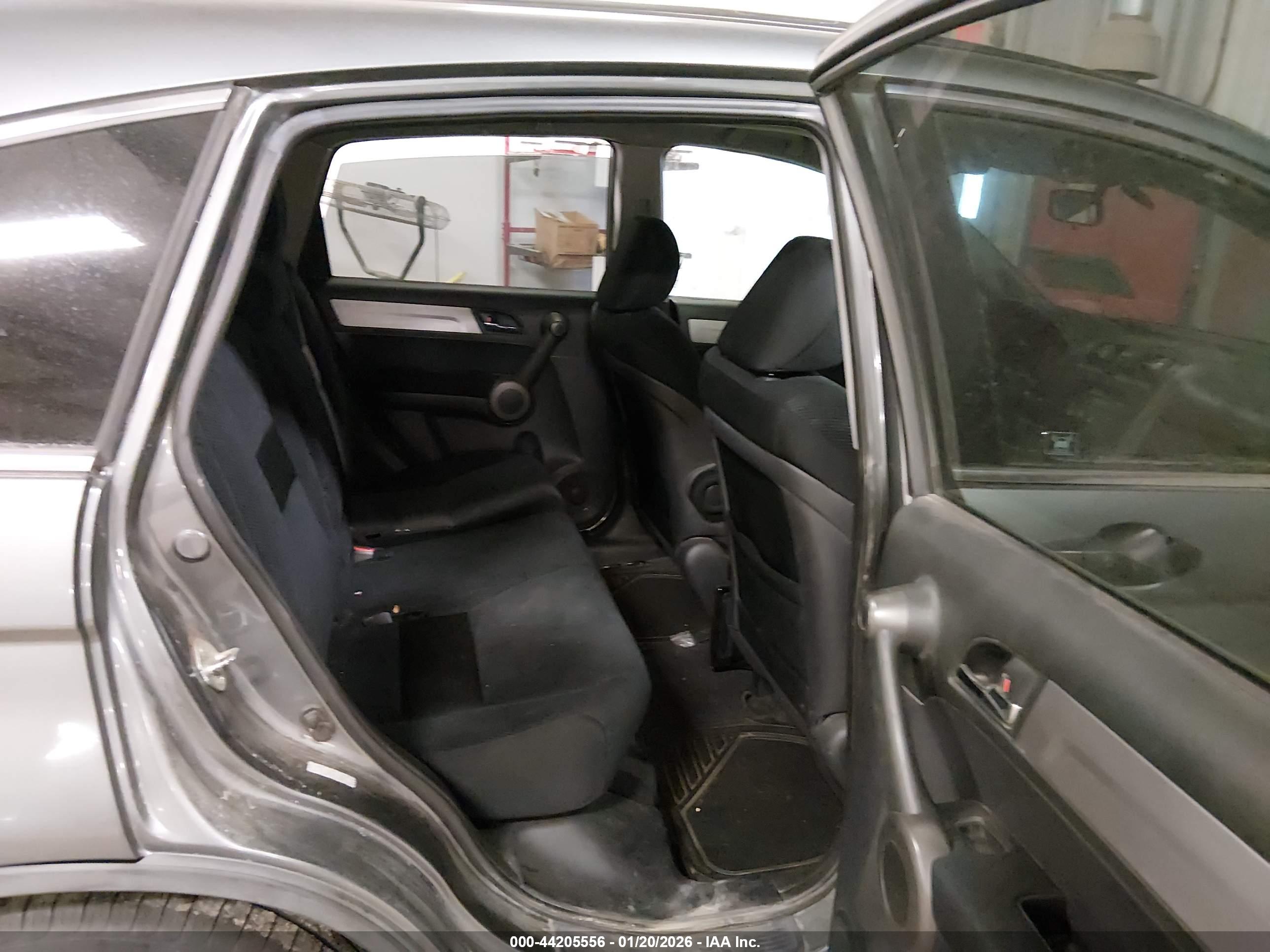 HONDA CR-V image 8