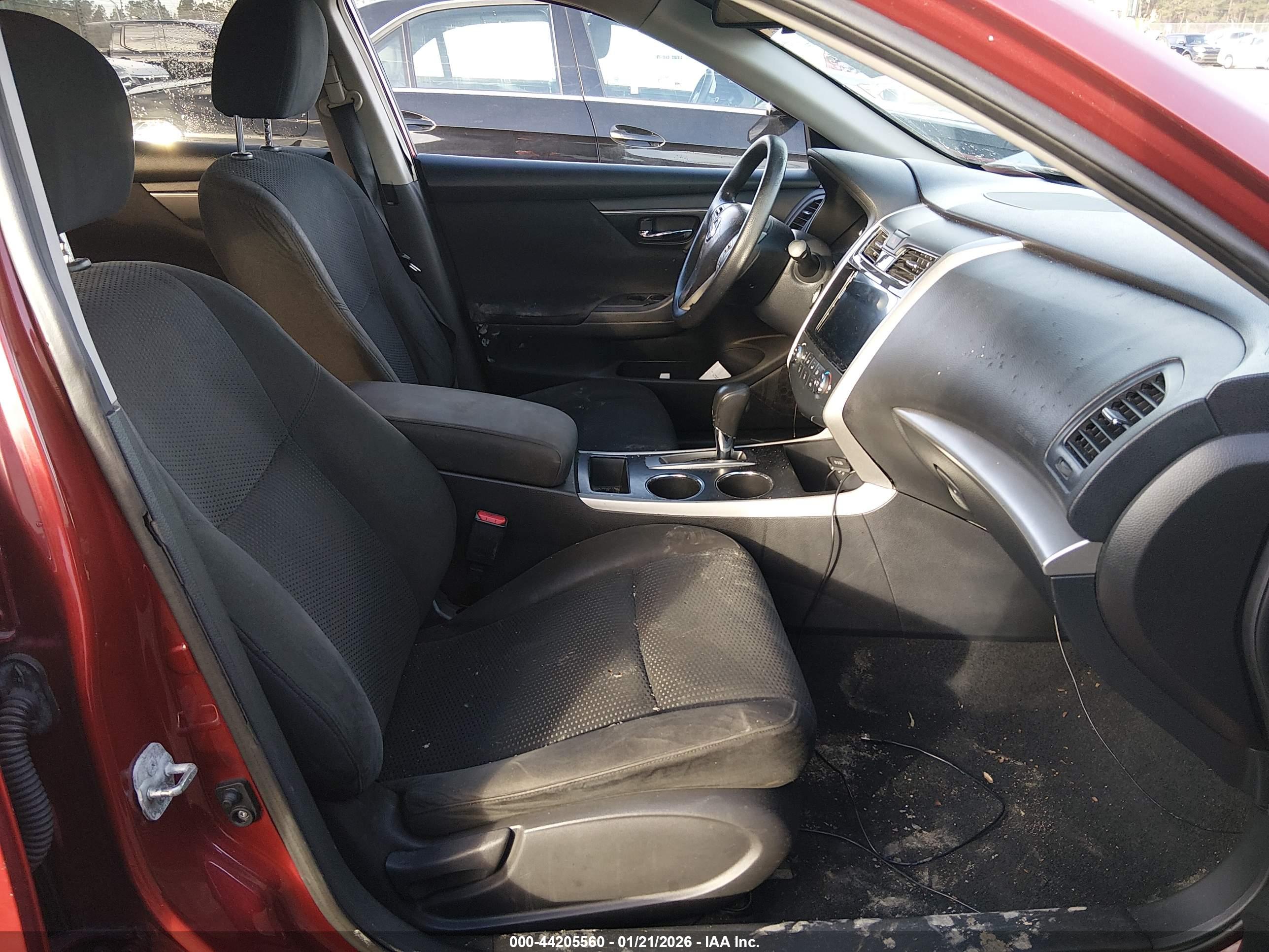 NISSAN ALTIMA image 5
