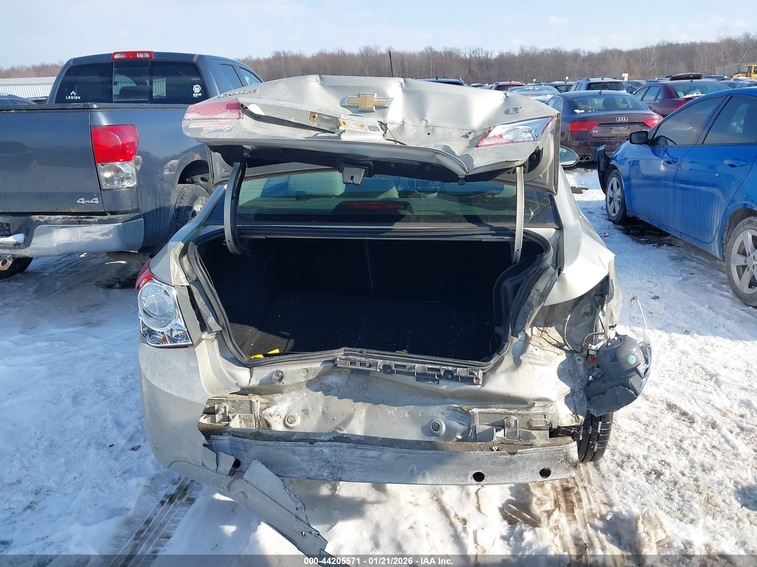 CHEVROLET CRUZE image 6