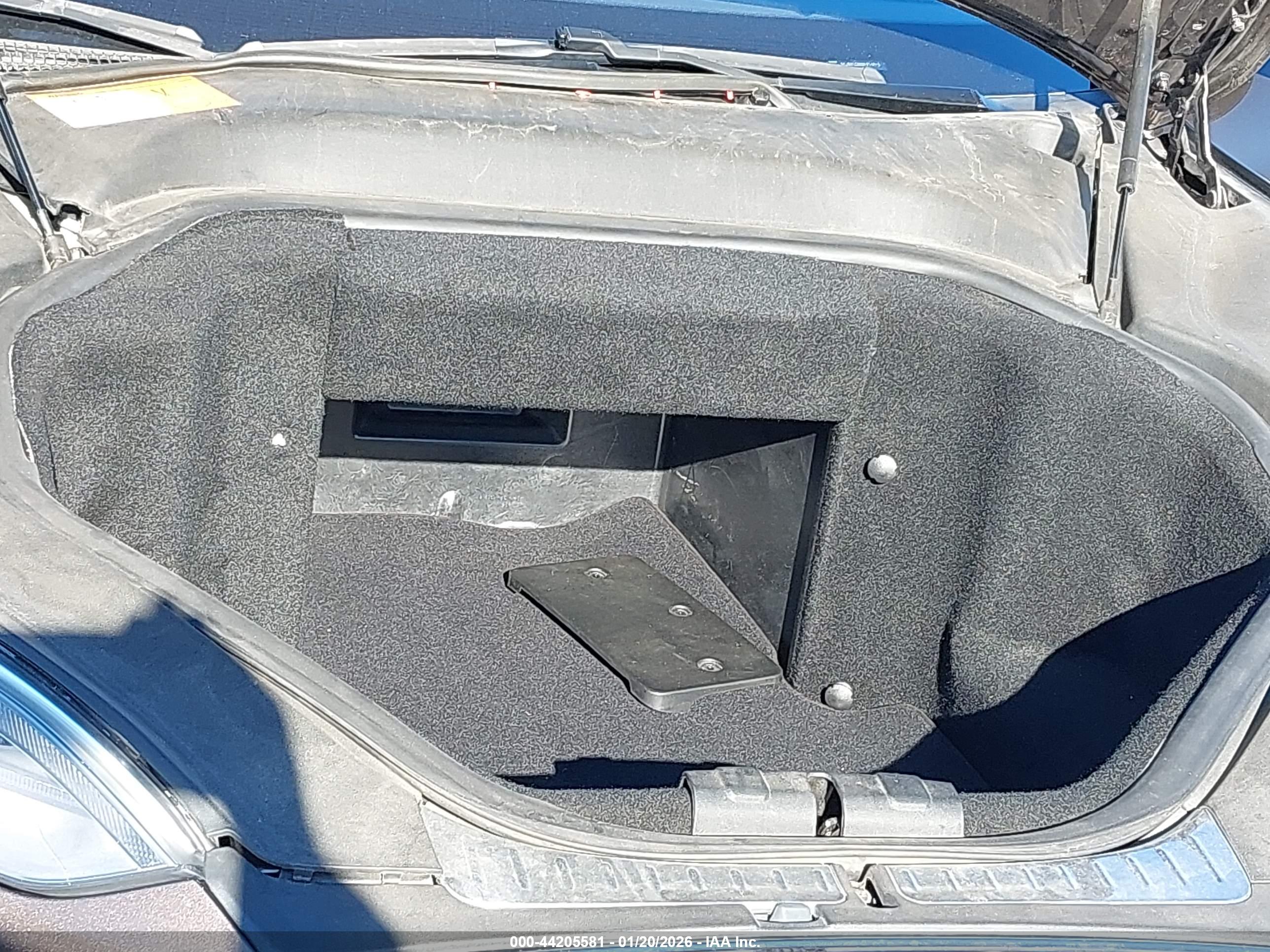 TESLA MODEL image 10