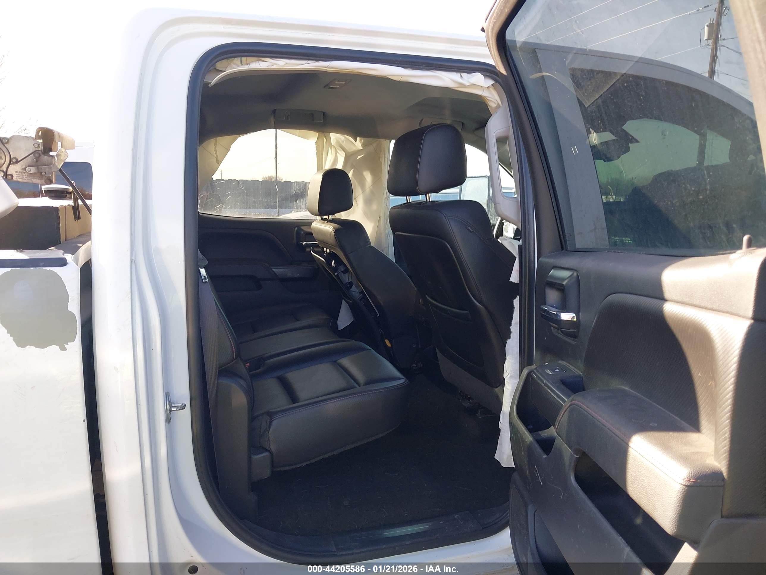 GMC SIERRA image 8