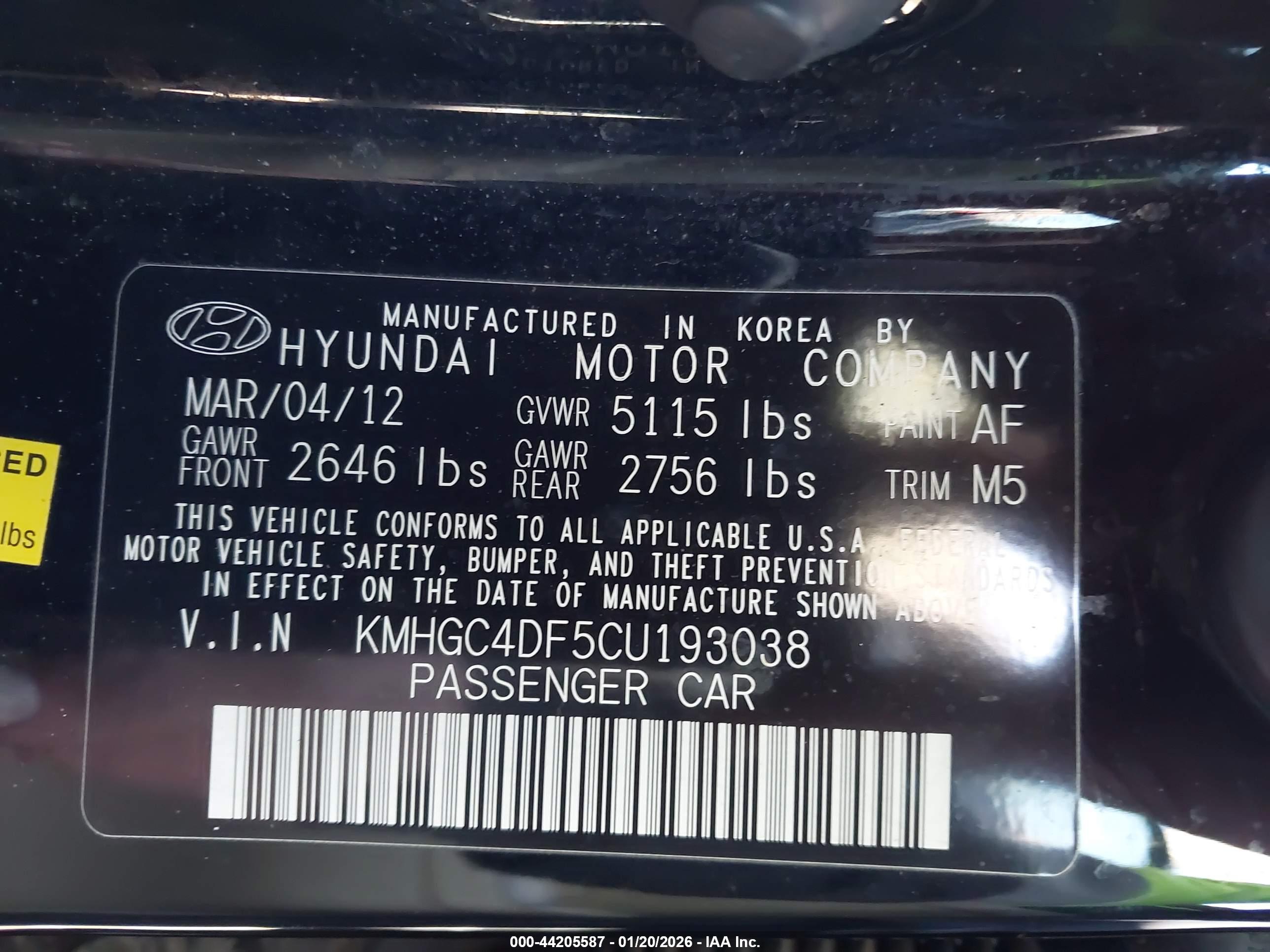 HYUNDAI GENESIS image 9