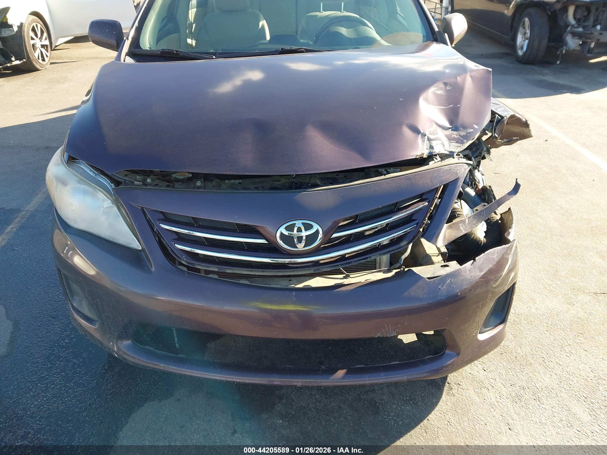 TOYOTA COROLLA image 6