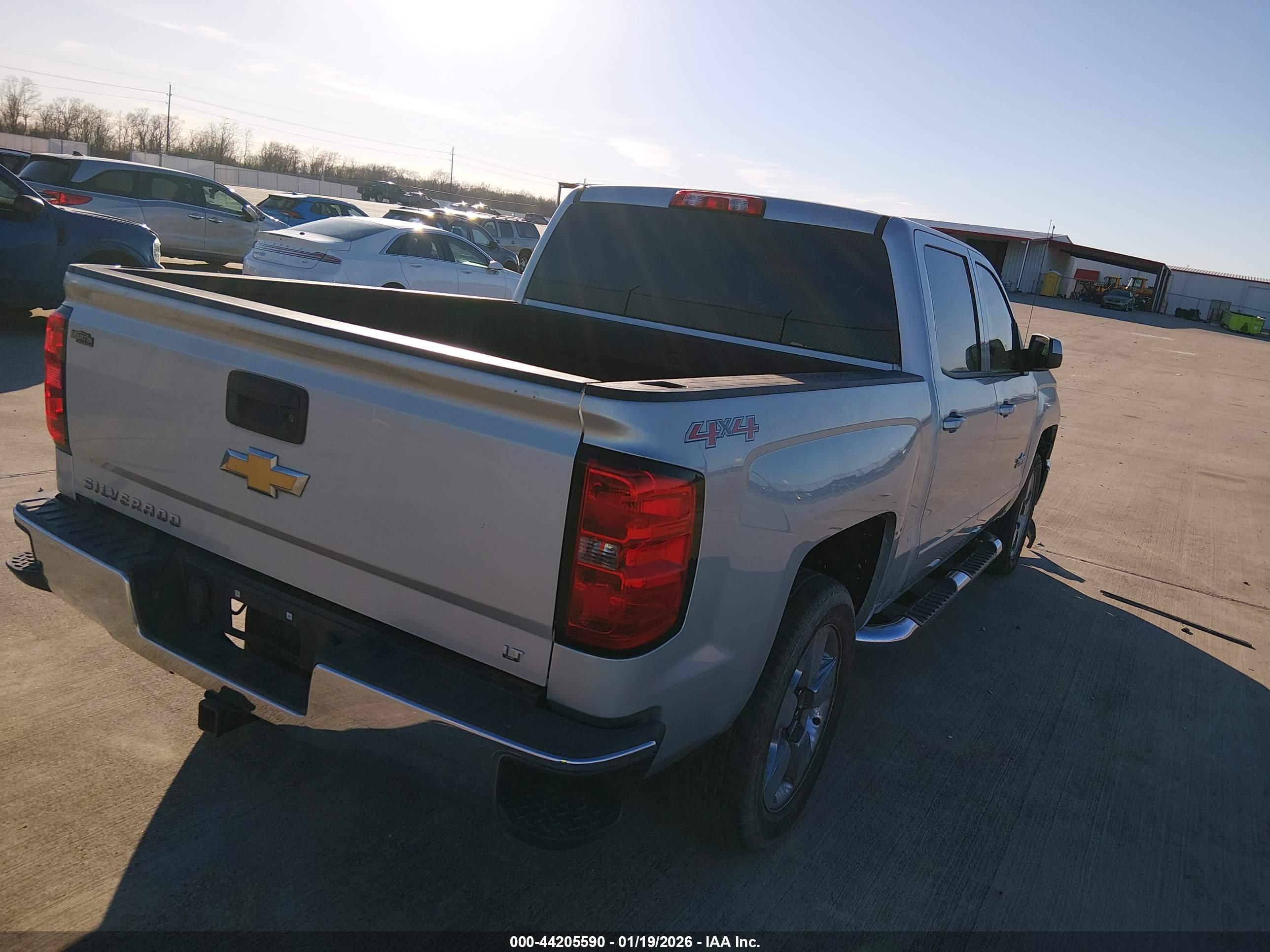 CHEVROLET SILVERADO image 4