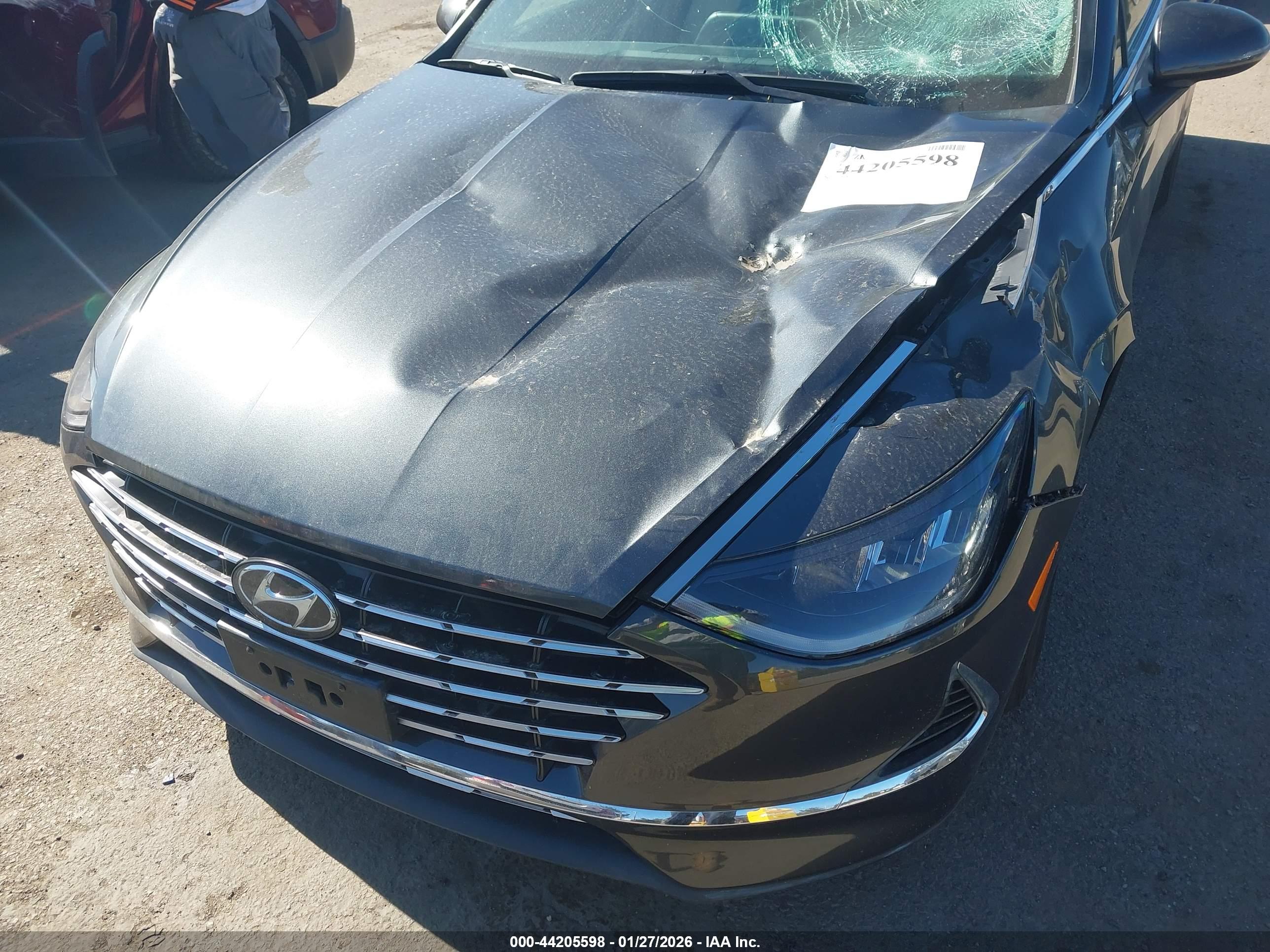 HYUNDAI SONATA image 6