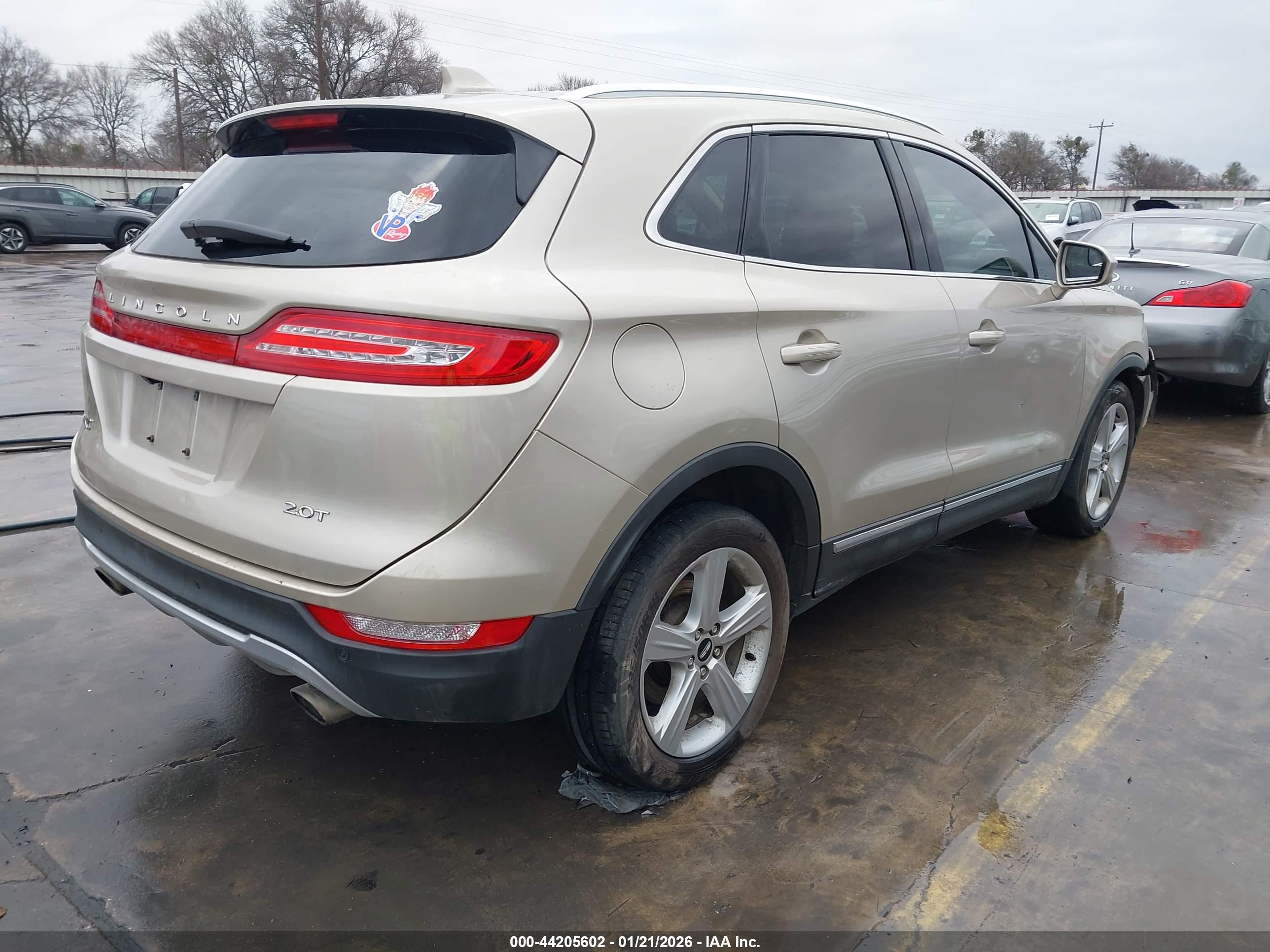 LINCOLN MKC image 4