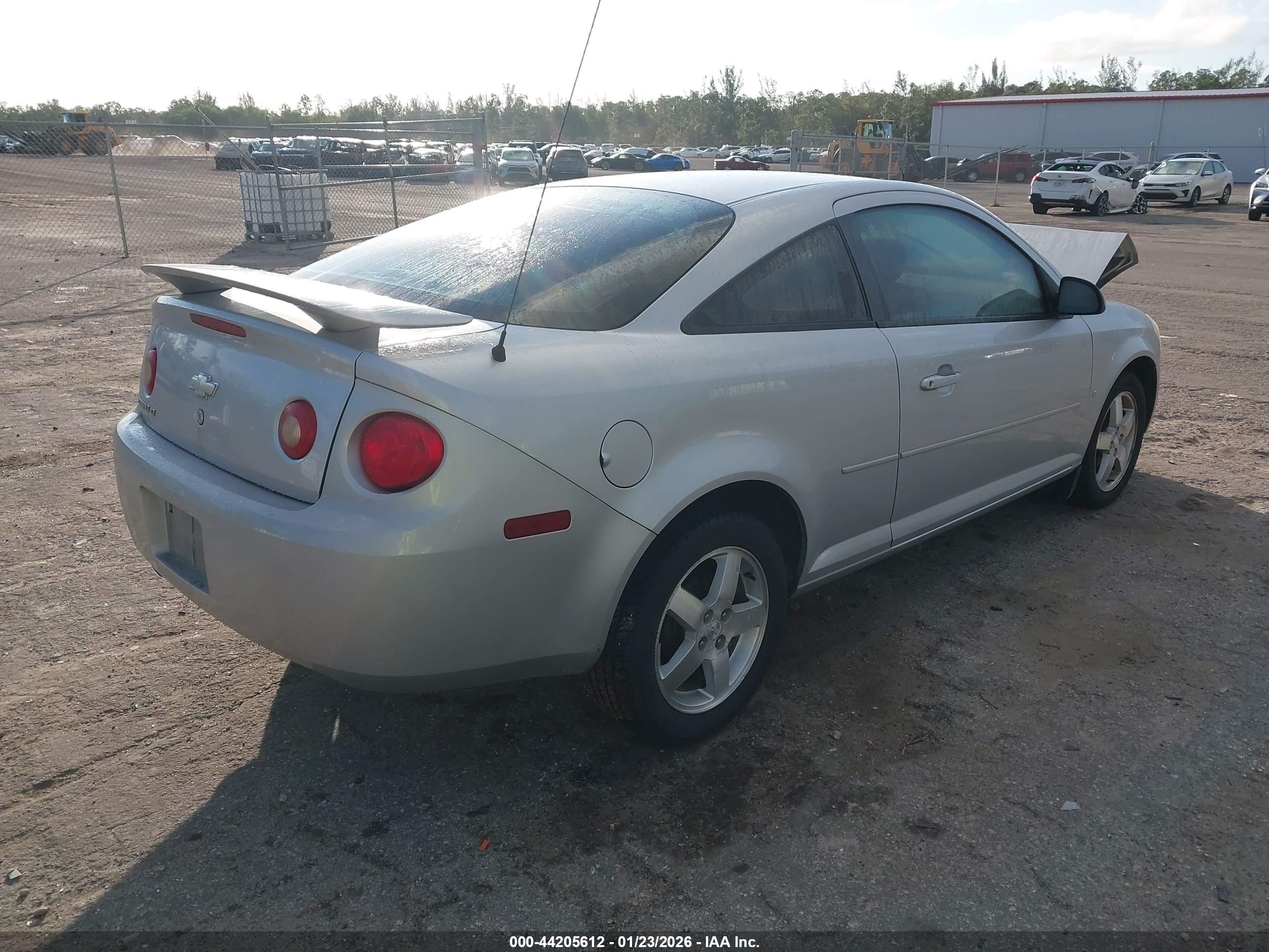 CHEVROLET COBALT image 4