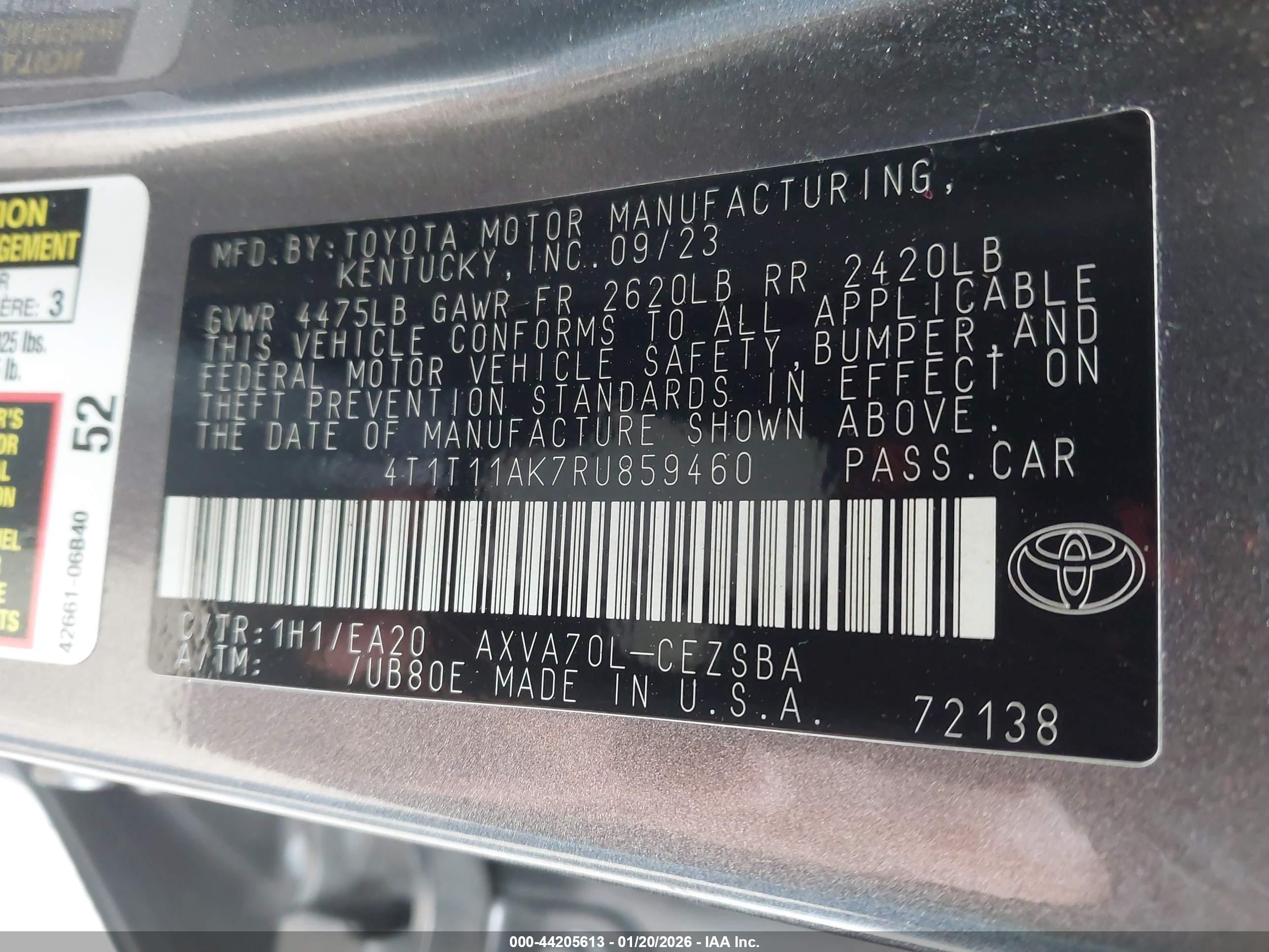 TOYOTA CAMRY image 9