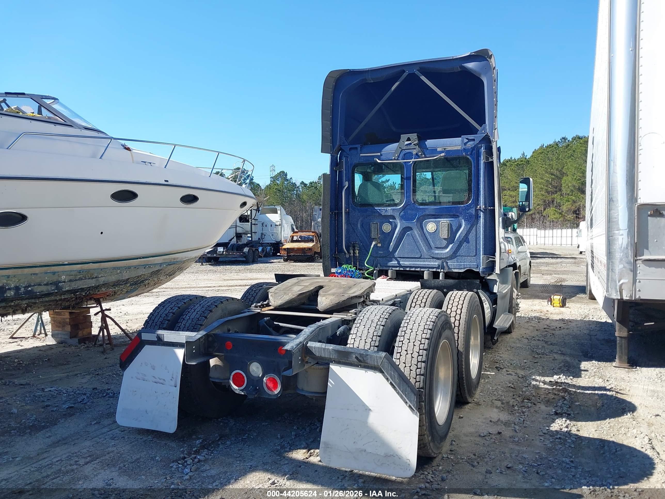 FREIGHTLINER CASCADIA image 4