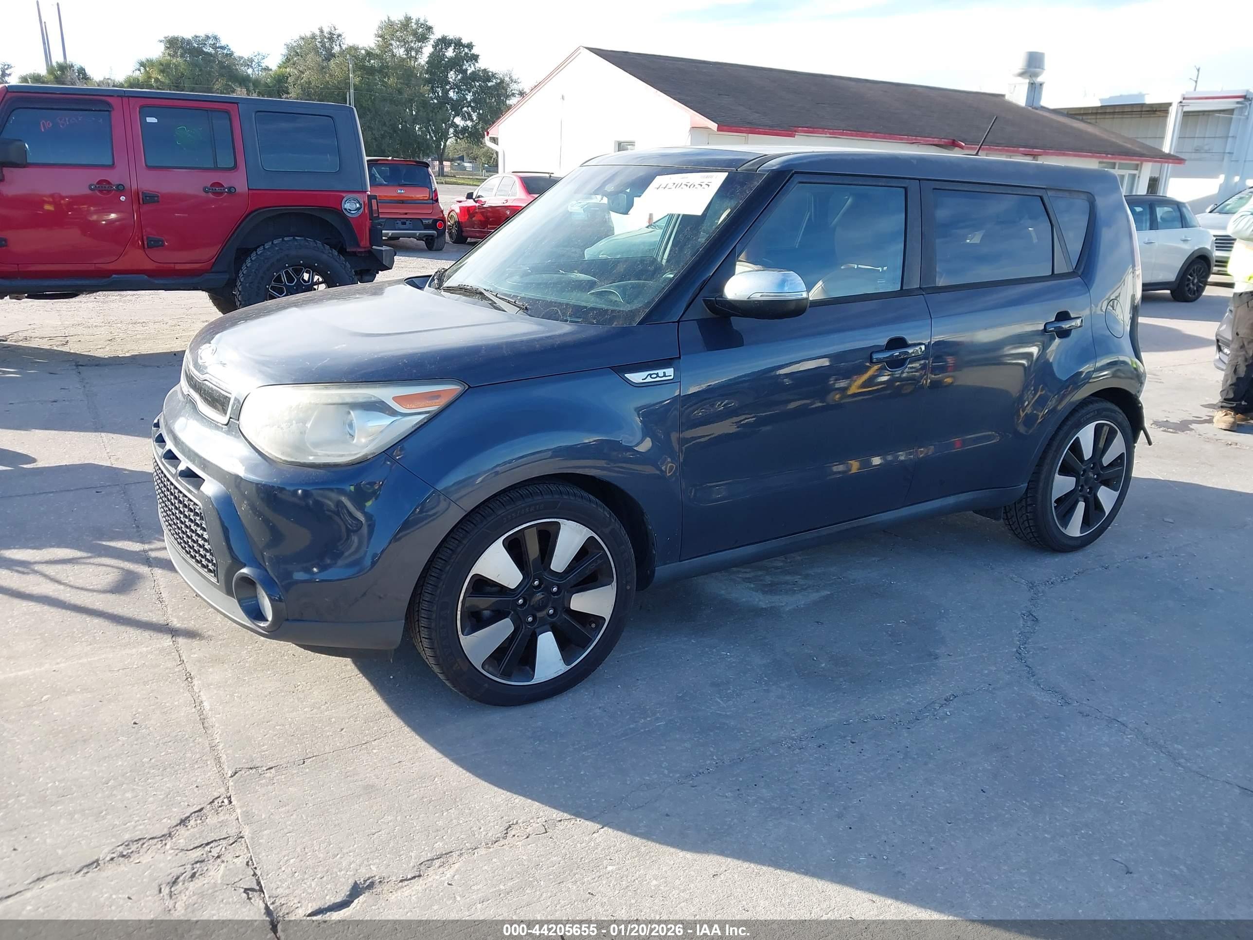KIA SOUL image 2