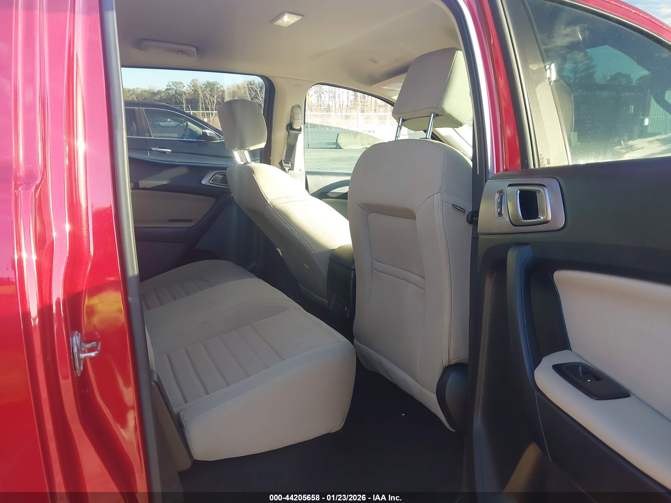 FORD RANGER image 8
