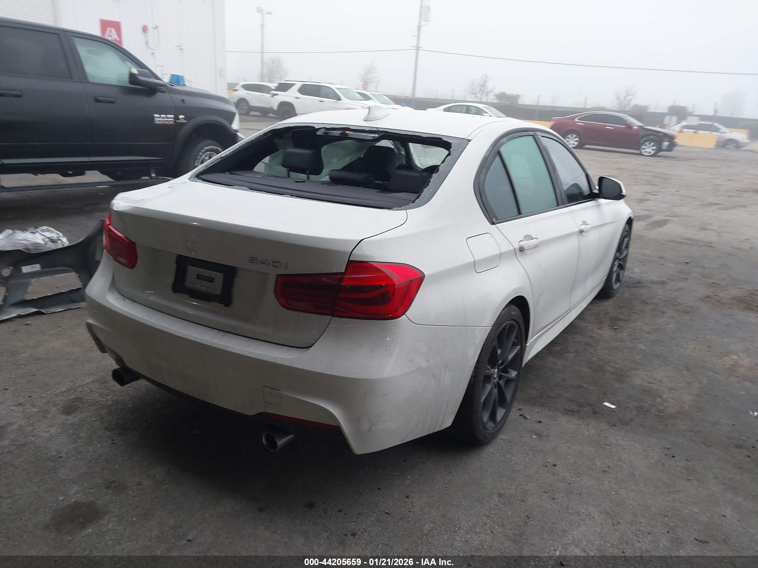 BMW 340I image 4