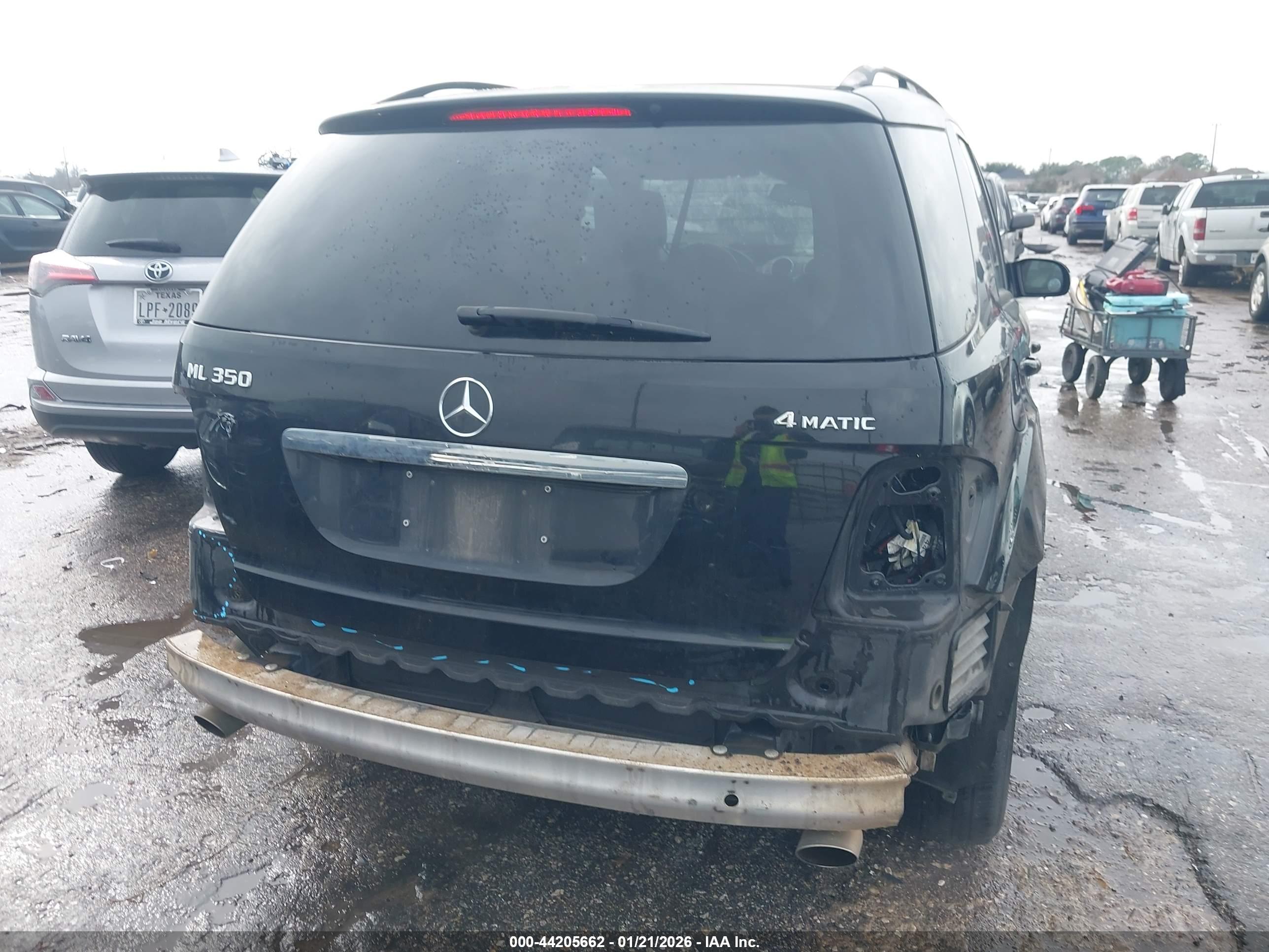 MERCEDES-BENZ ML image 6