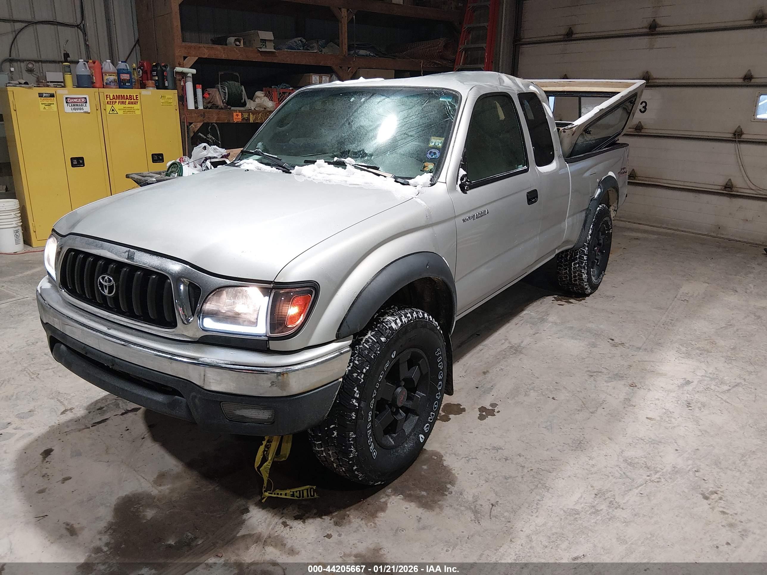 TOYOTA TACOMA image 2