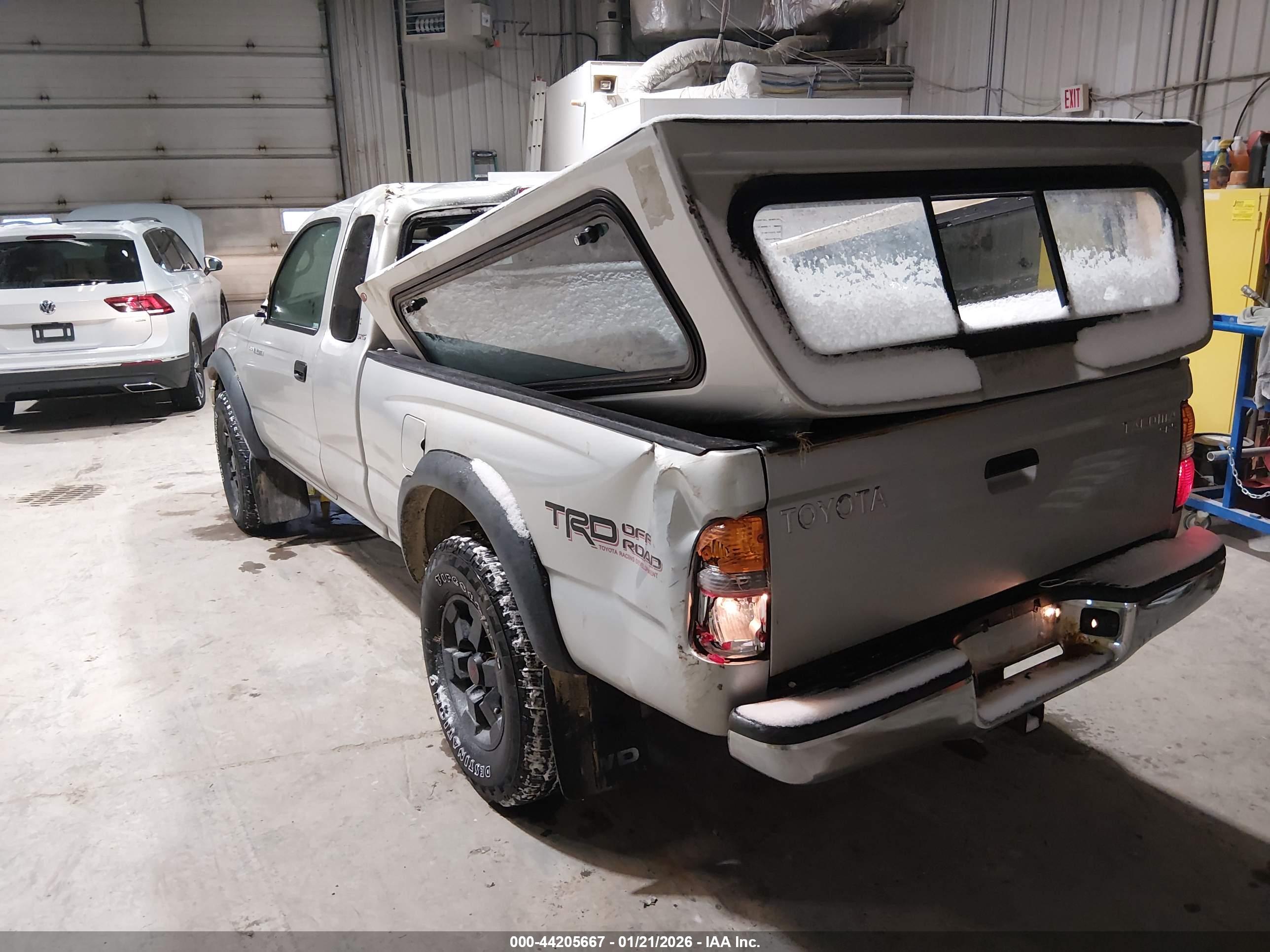 TOYOTA TACOMA image 3