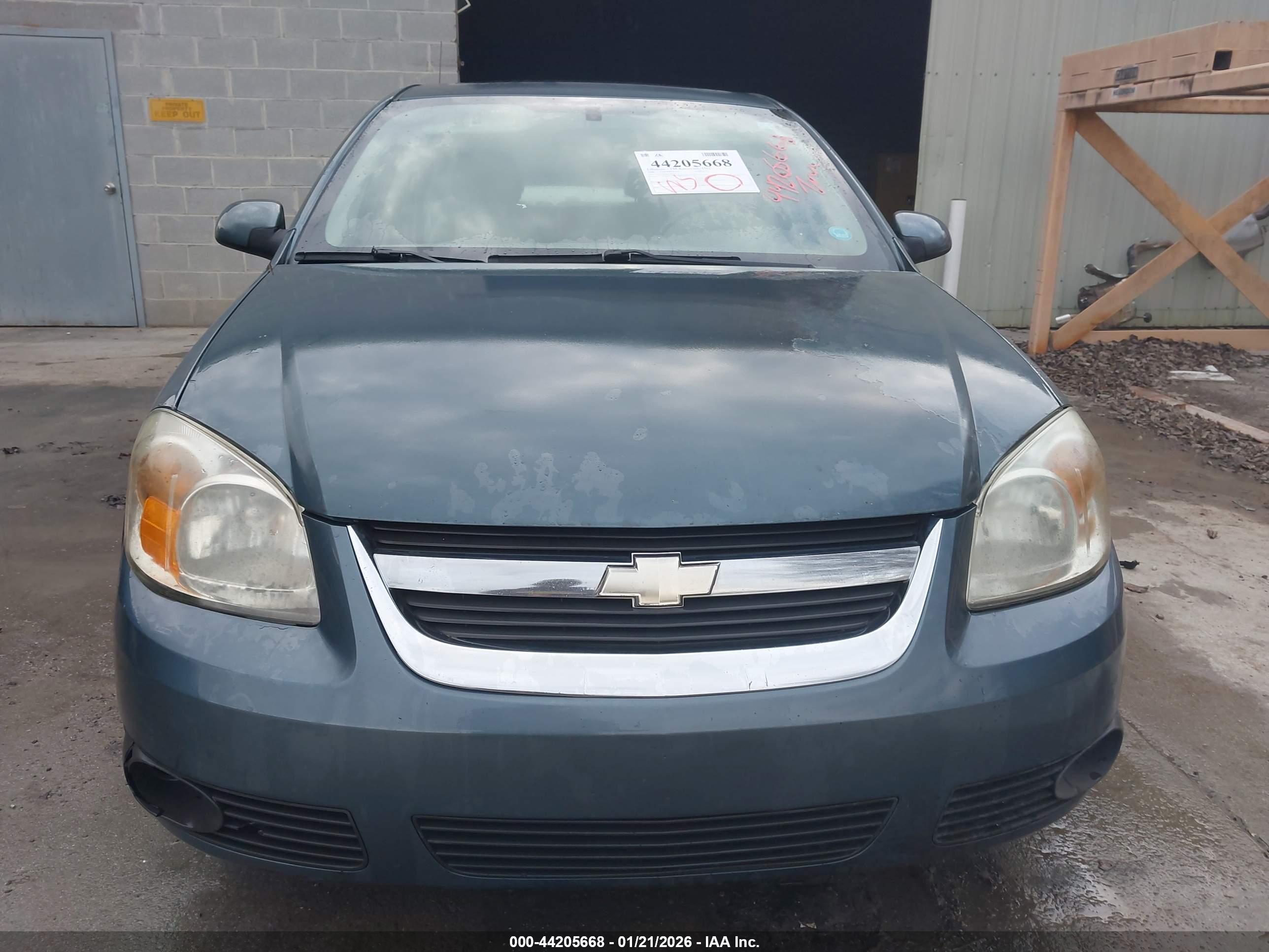 CHEVROLET COBALT image 6