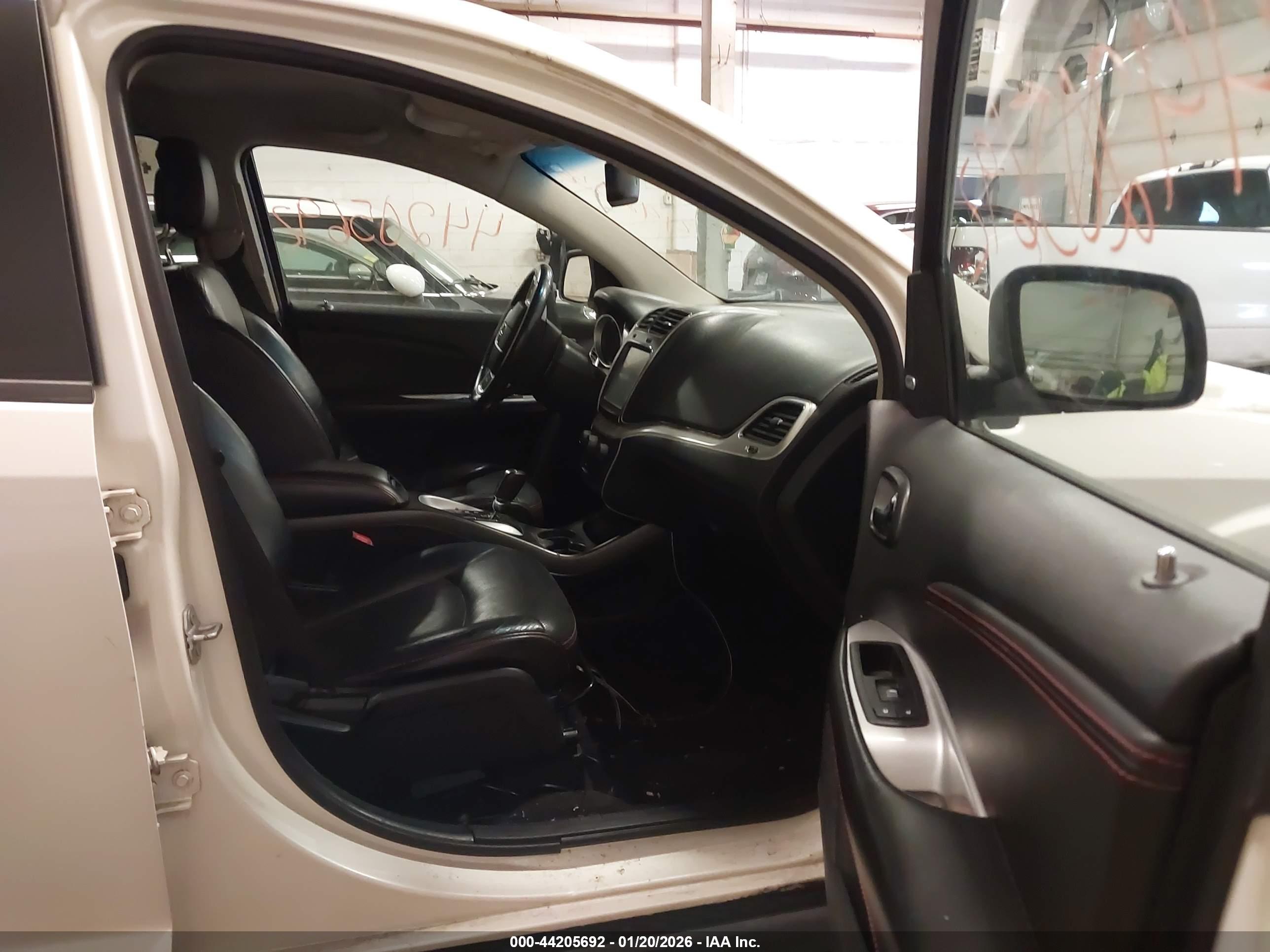 DODGE JOURNEY image 5