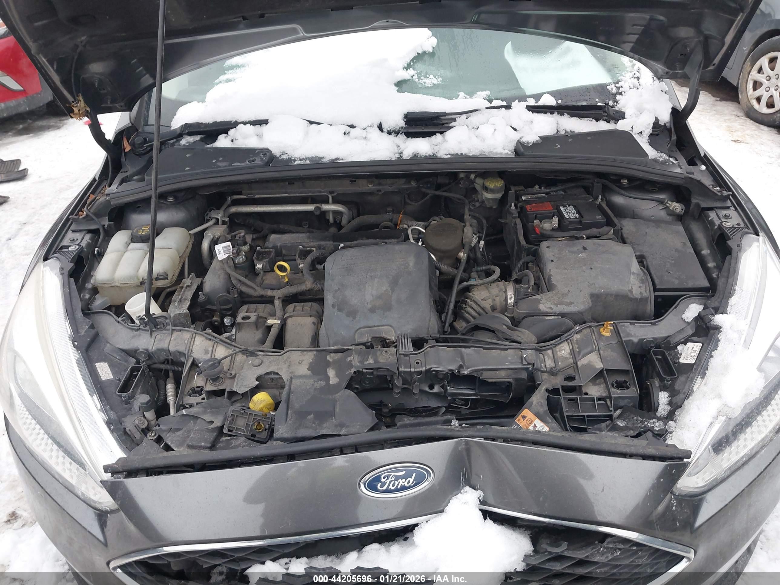 FORD FOCUS image 10