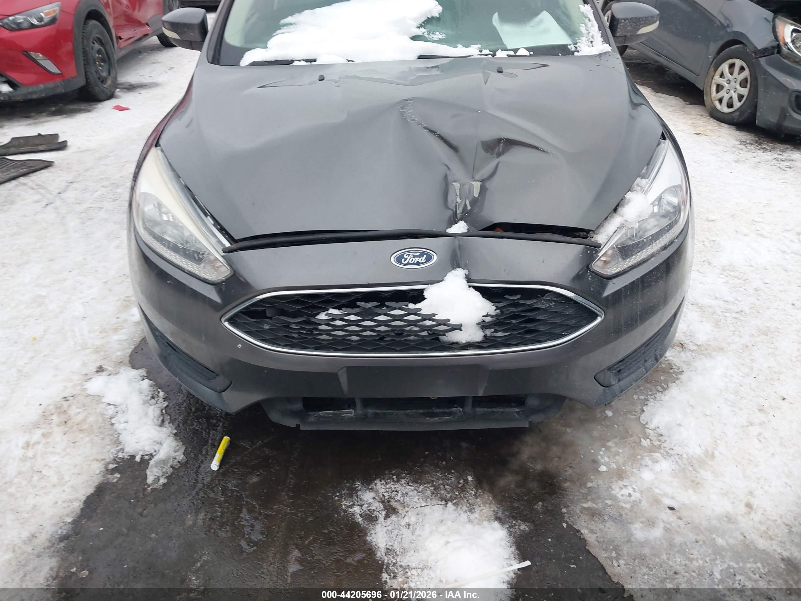 FORD FOCUS image 6