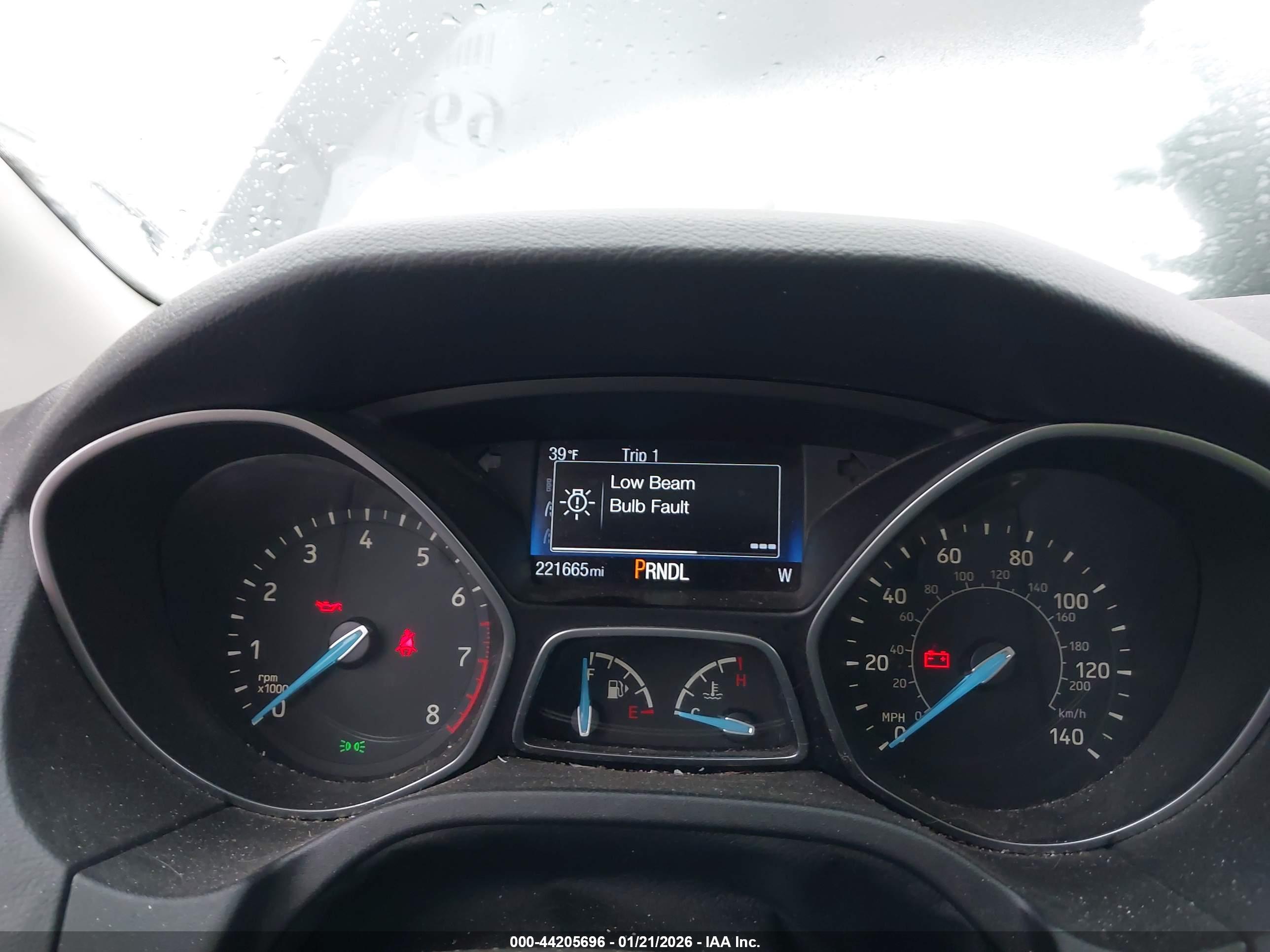 FORD FOCUS image 7