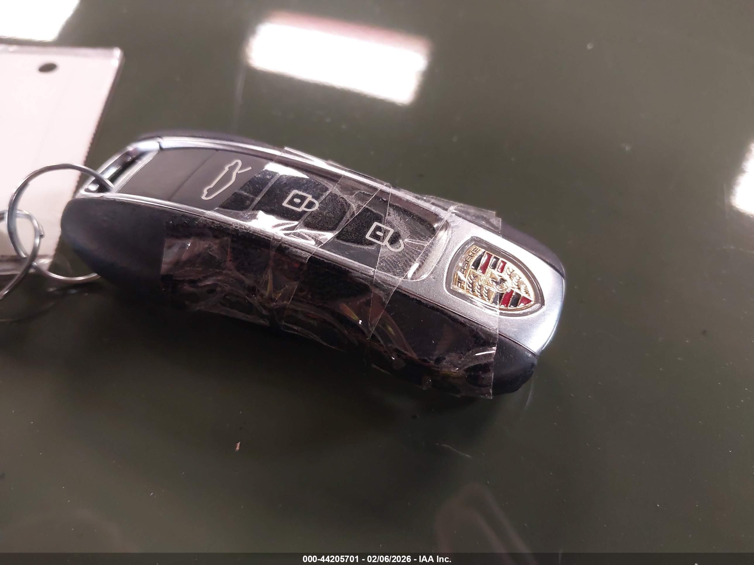 PORSCHE 911 image 11