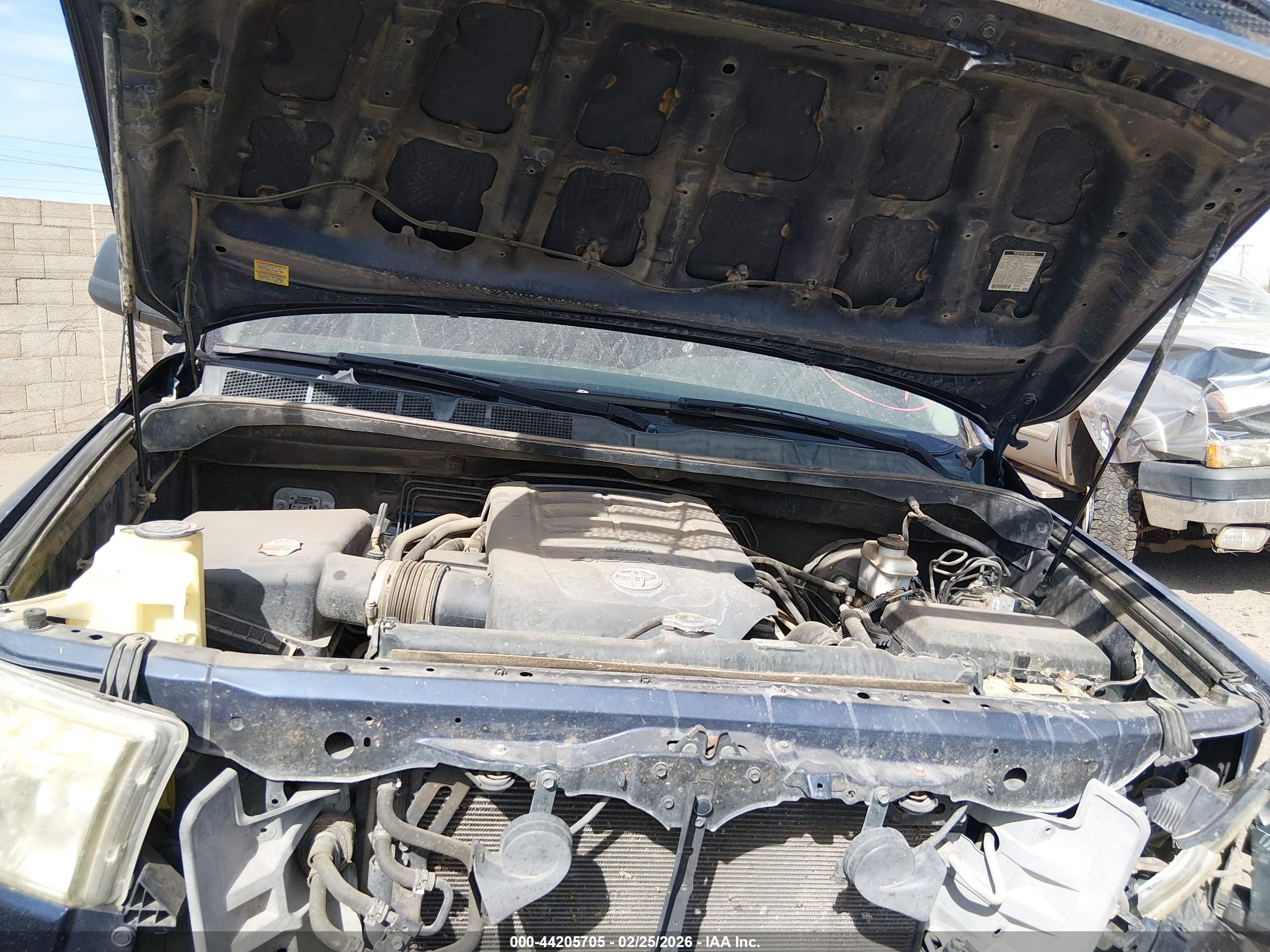 TOYOTA TUNDRA image 10