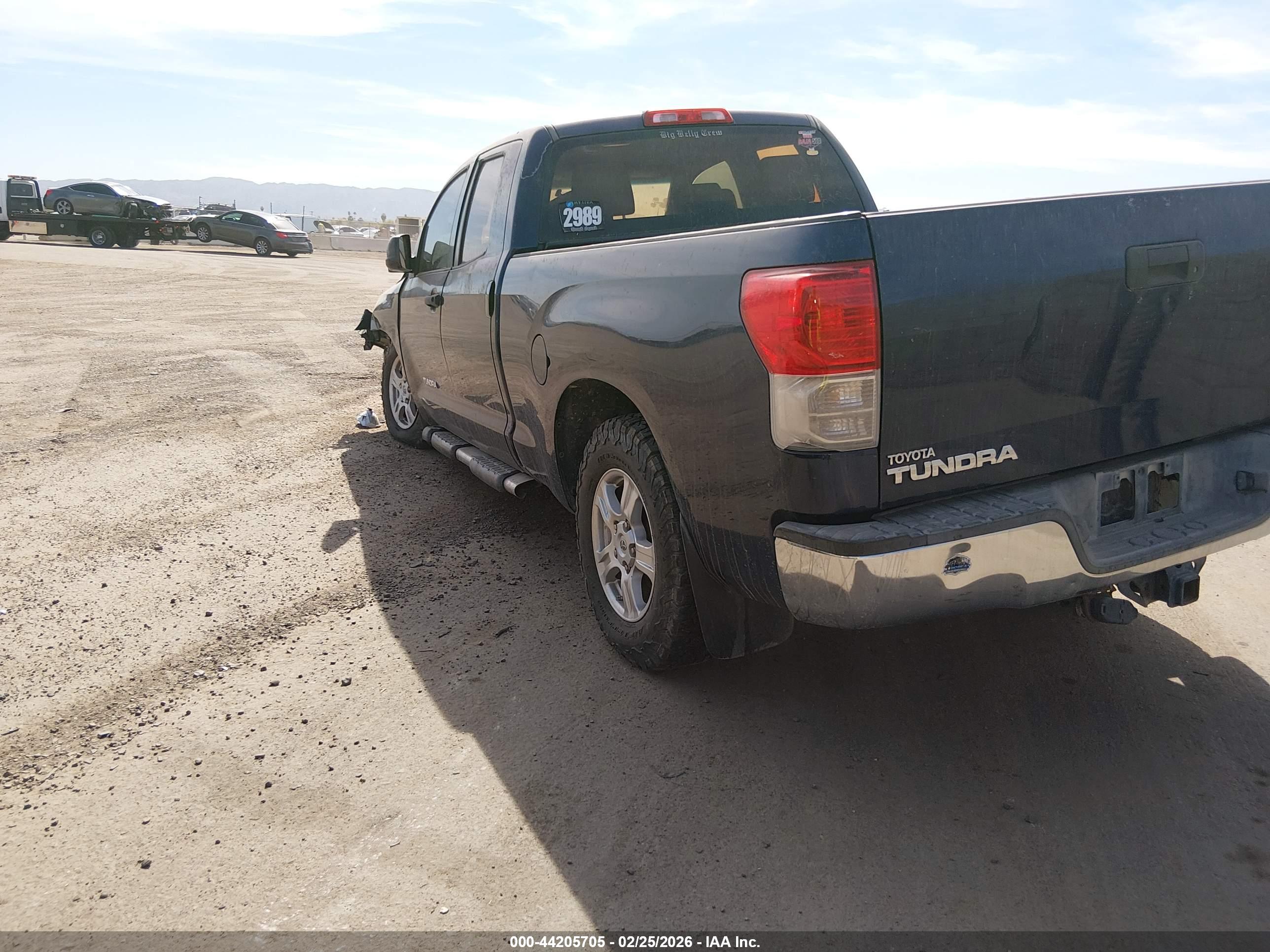 TOYOTA TUNDRA image 3