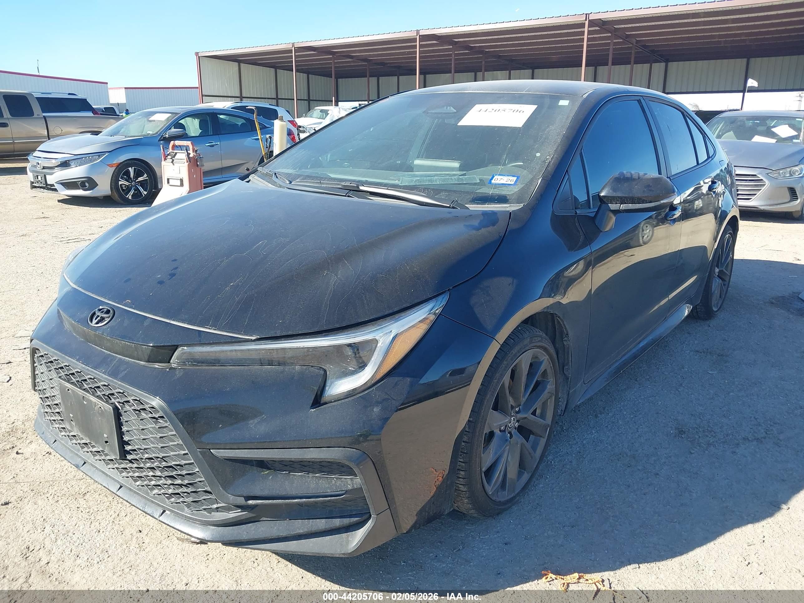 TOYOTA COROLLA image 2