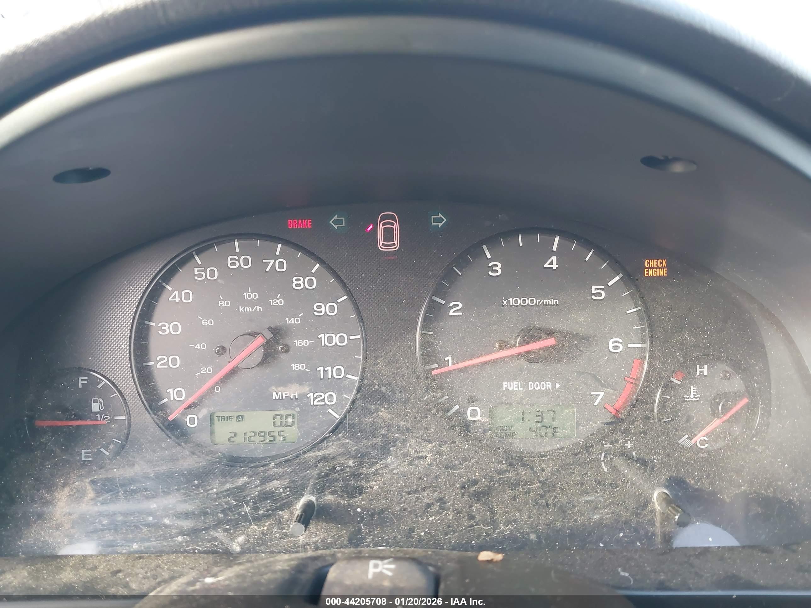 SUBARU OUTBACK image 7