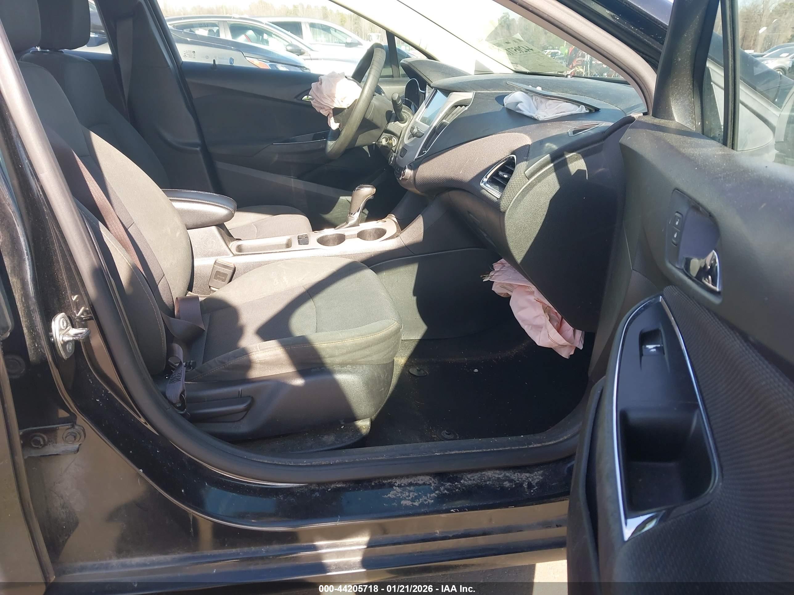 CHEVROLET CRUZE image 5
