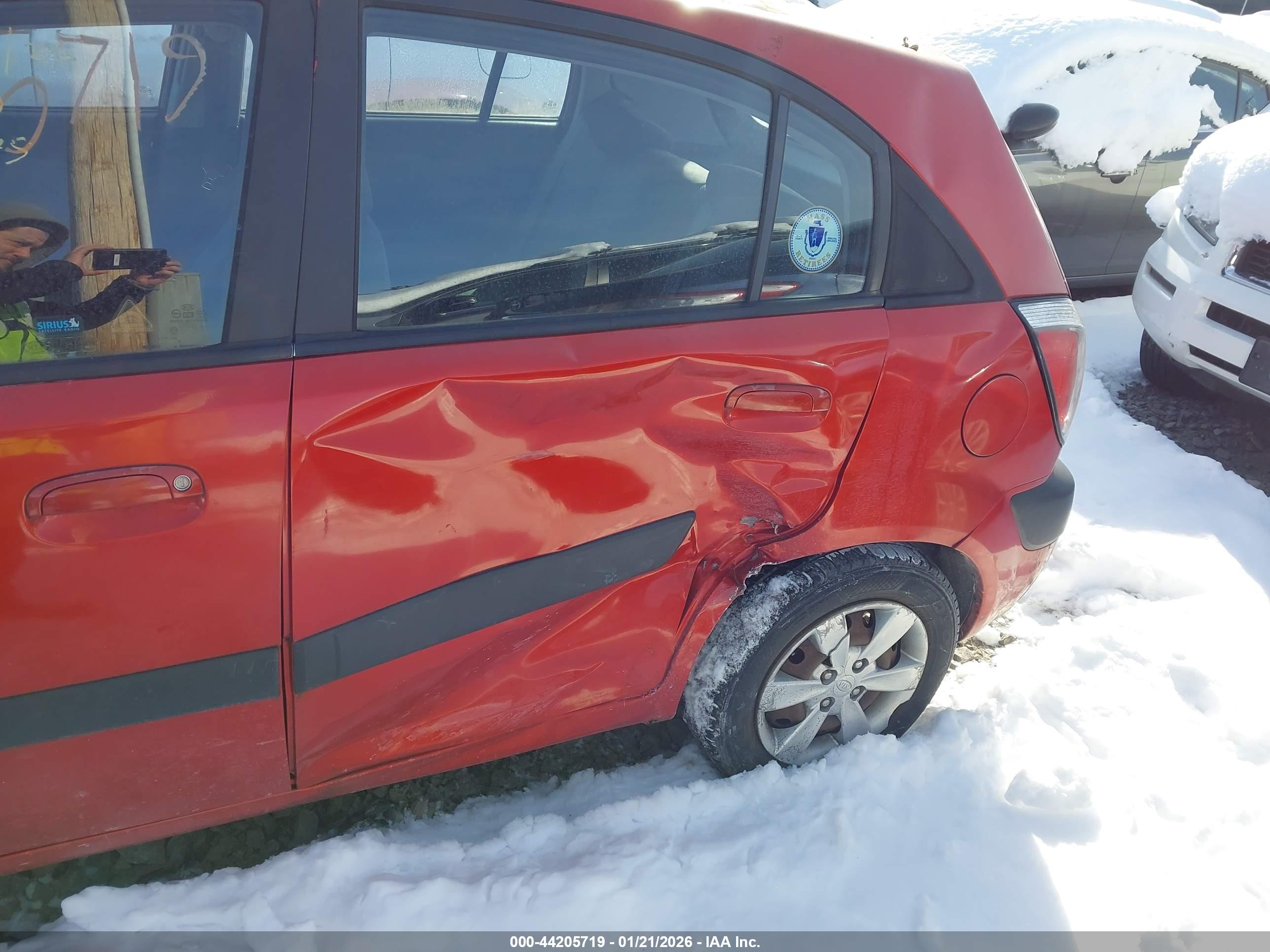 KIA RIO5 image 6