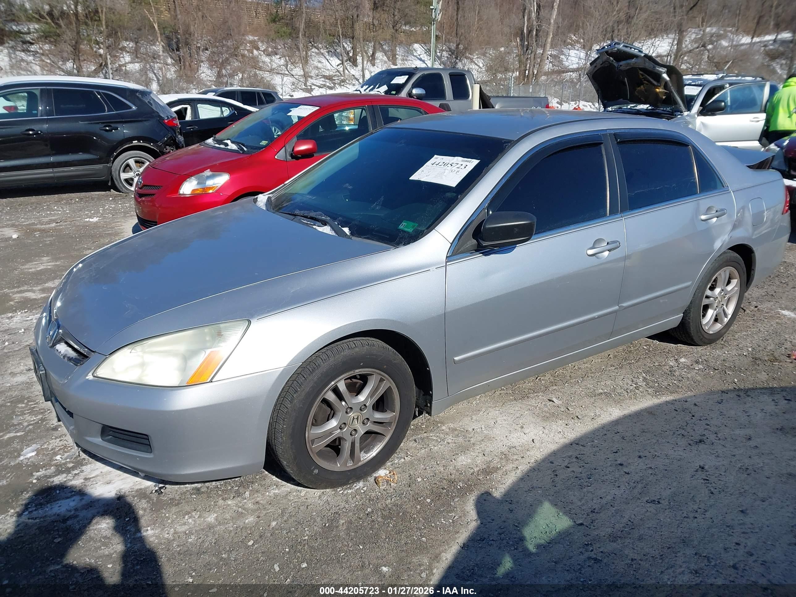 HONDA ACCORD image 2