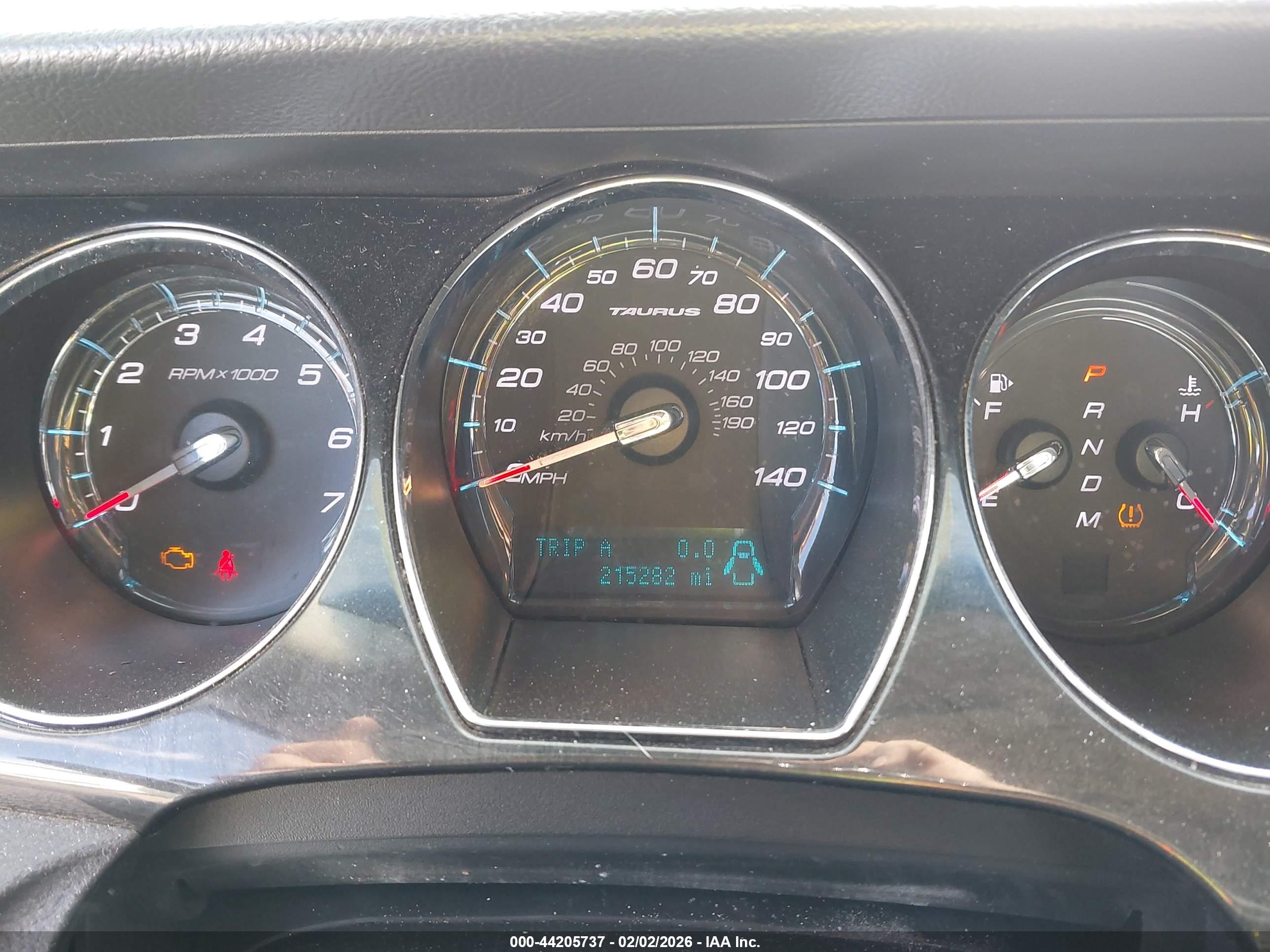 FORD TAURUS image 7