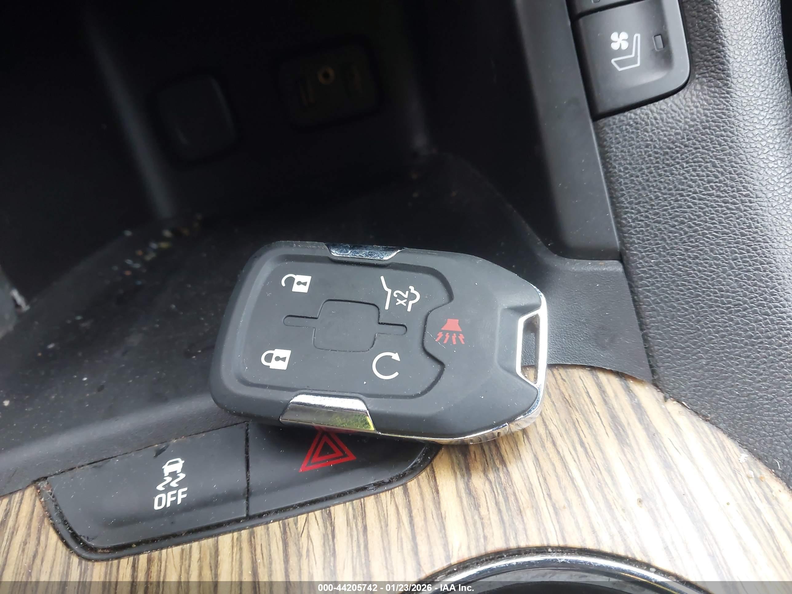 GMC ACADIA image 11