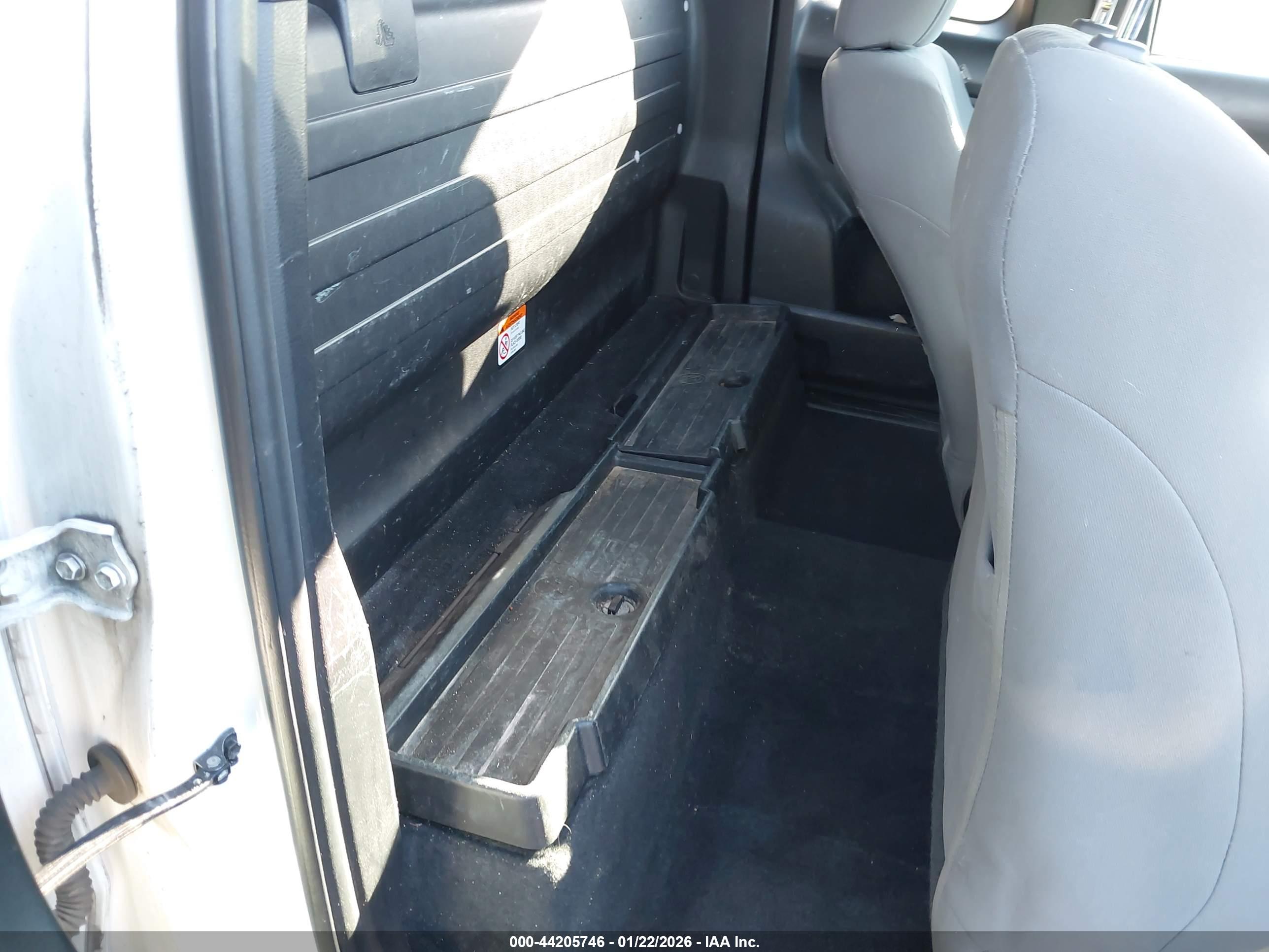 TOYOTA TACOMA image 5