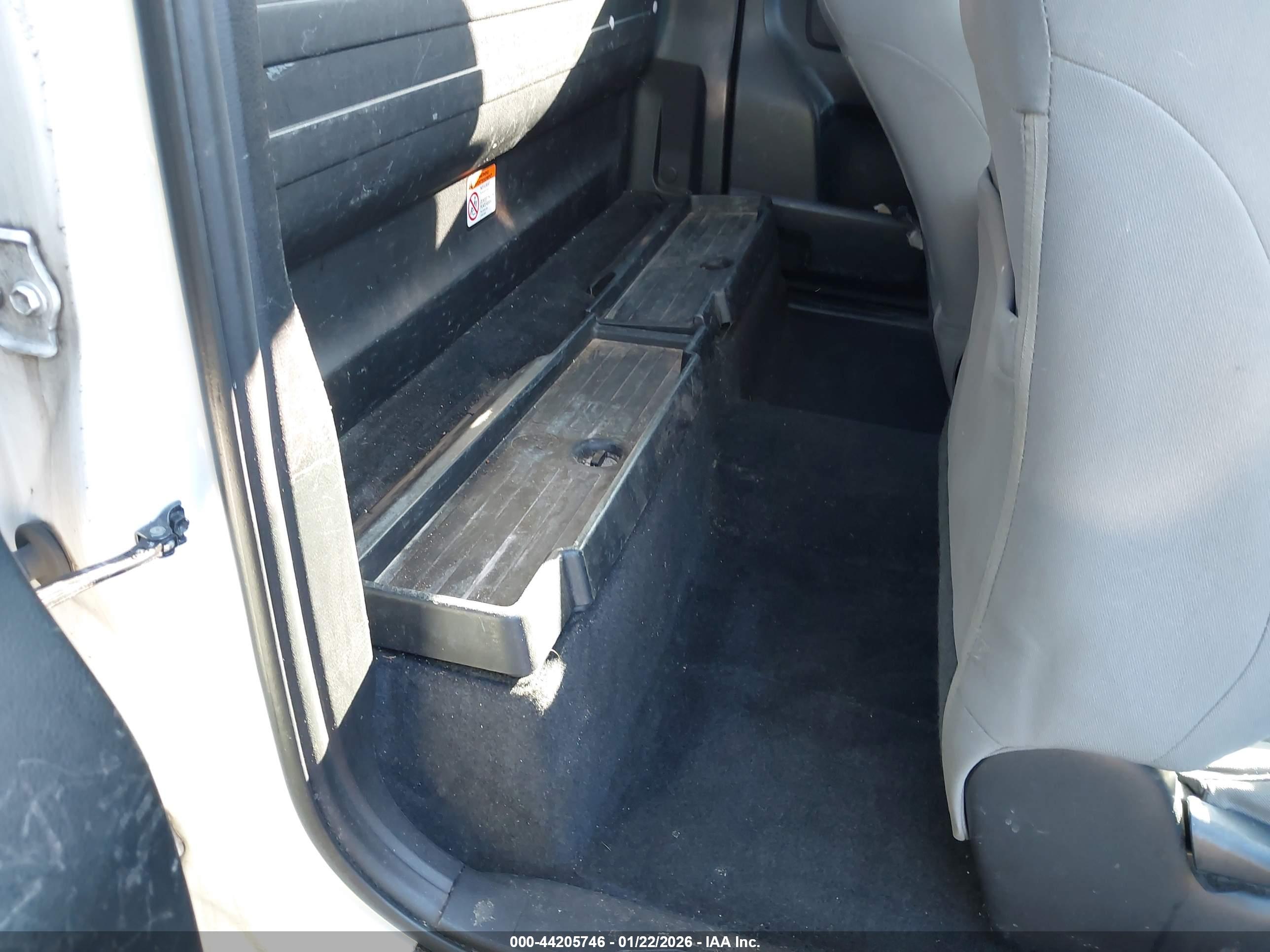 TOYOTA TACOMA image 8
