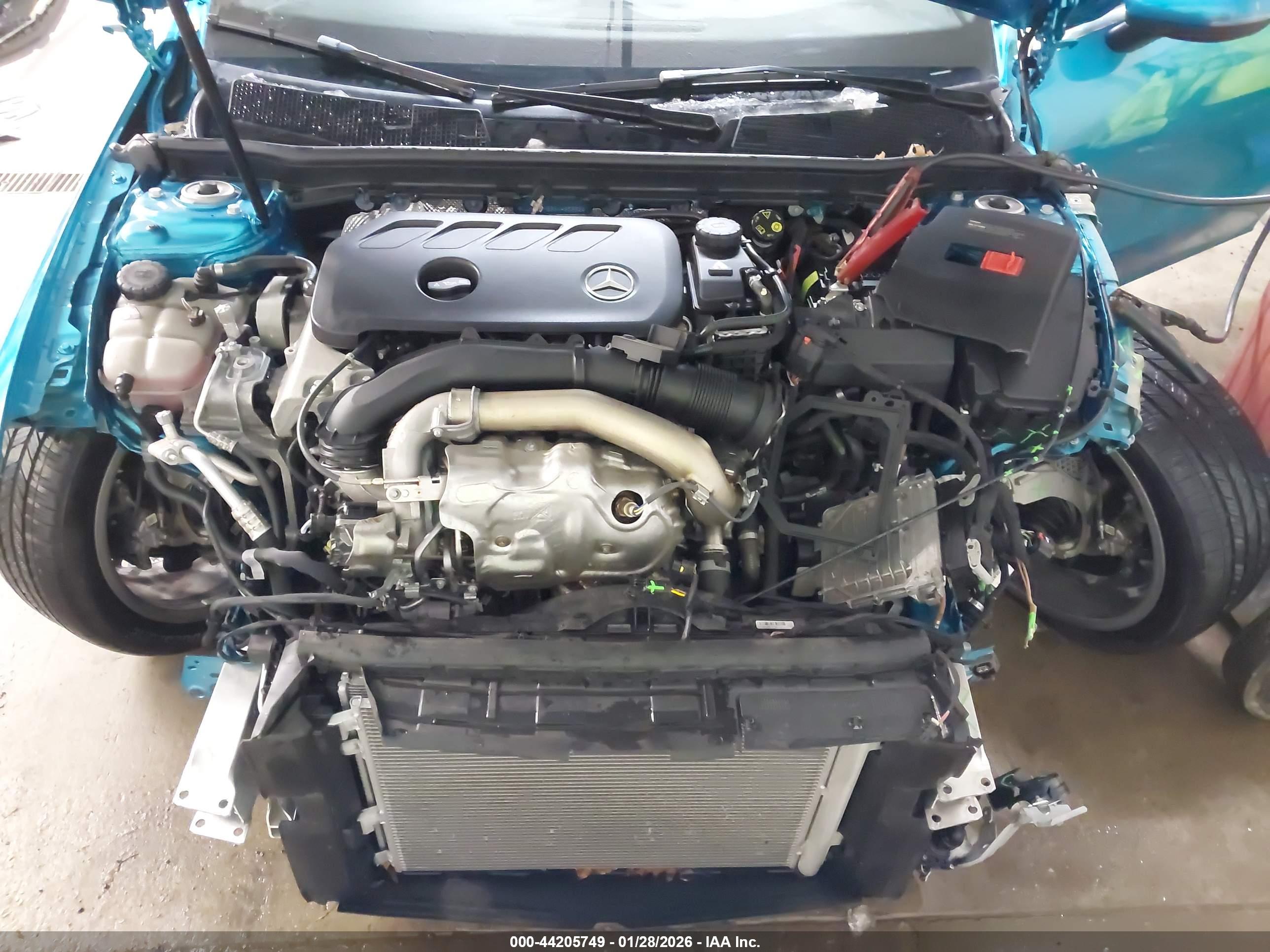 MERCEDES-BENZ CLA image 10