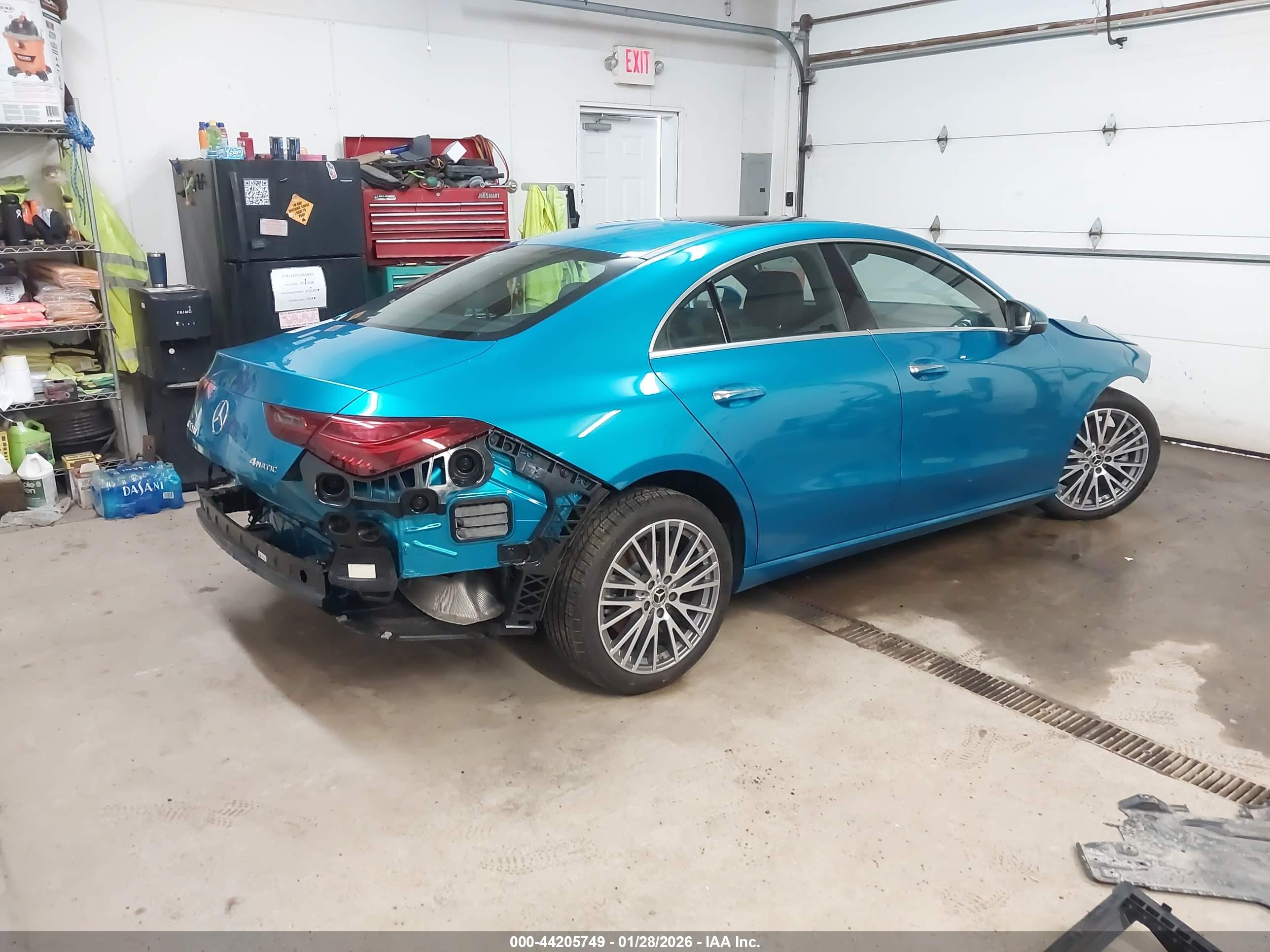 MERCEDES-BENZ CLA image 4