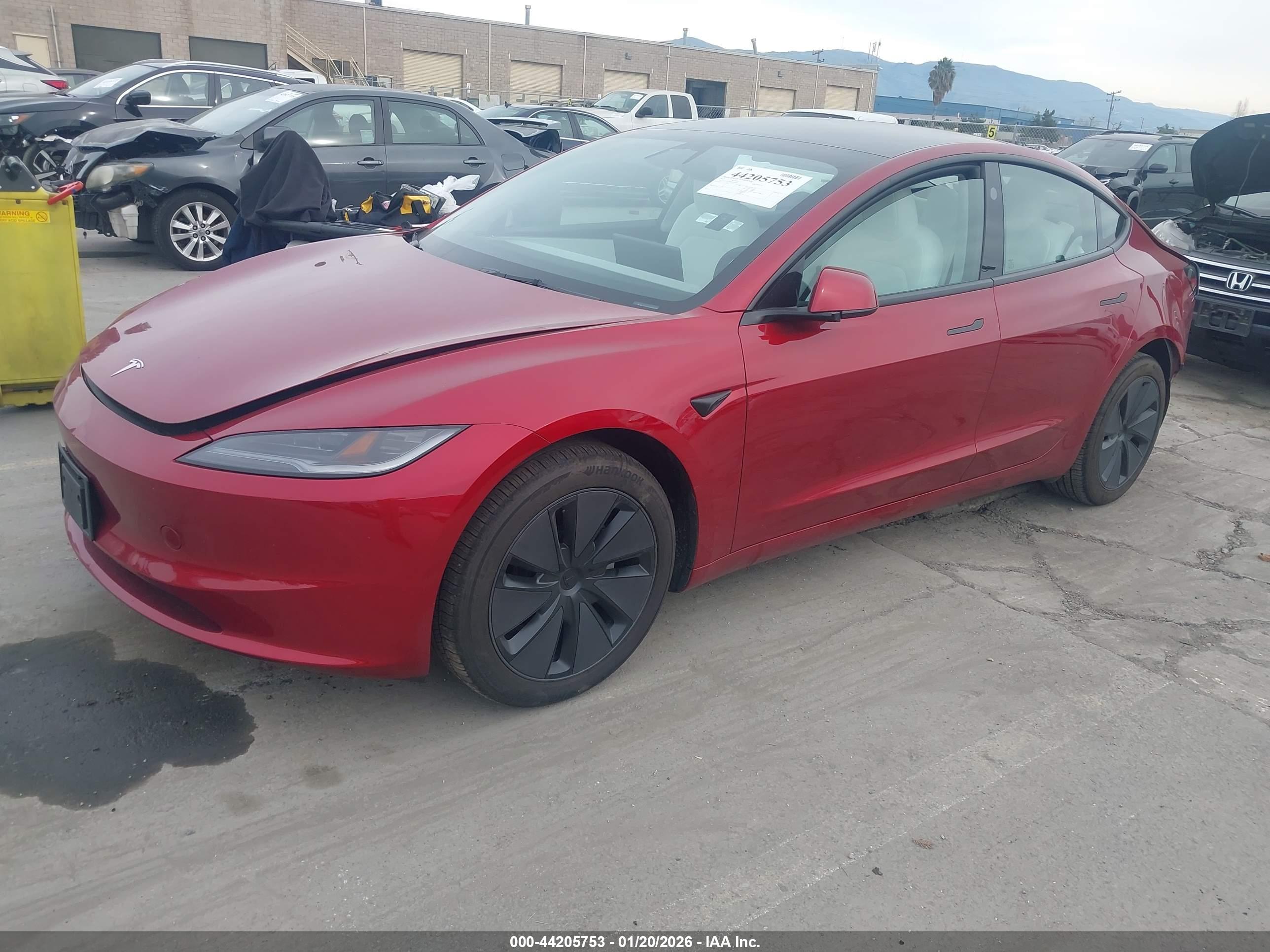 TESLA MODEL image 2